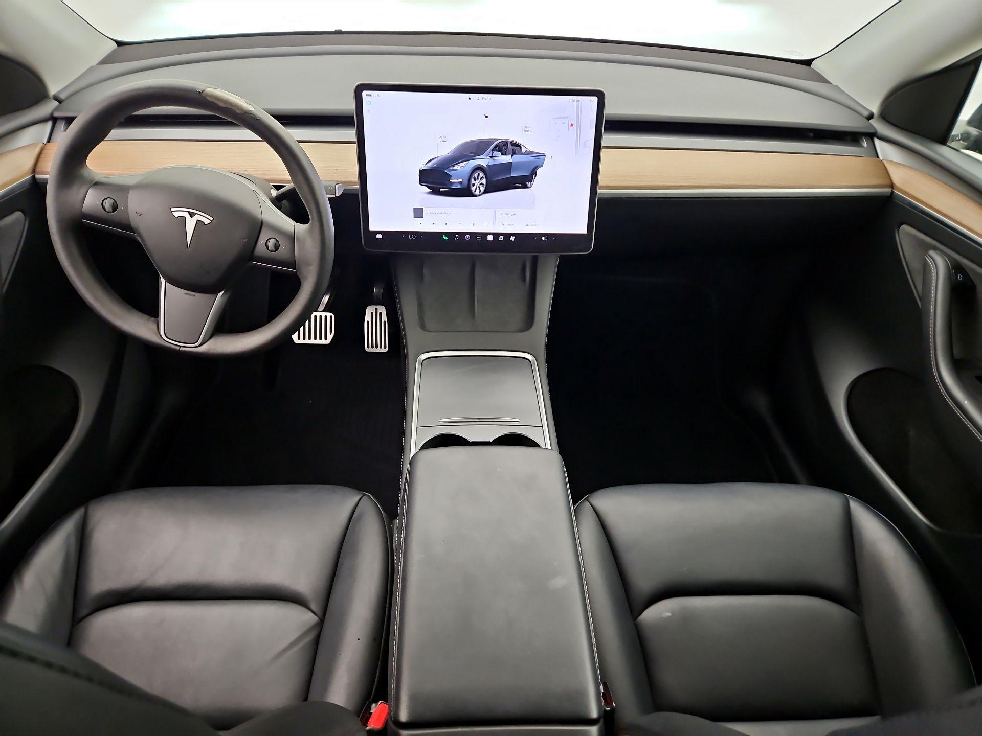 Thumbnail: 2024 Tesla Model Y - 9