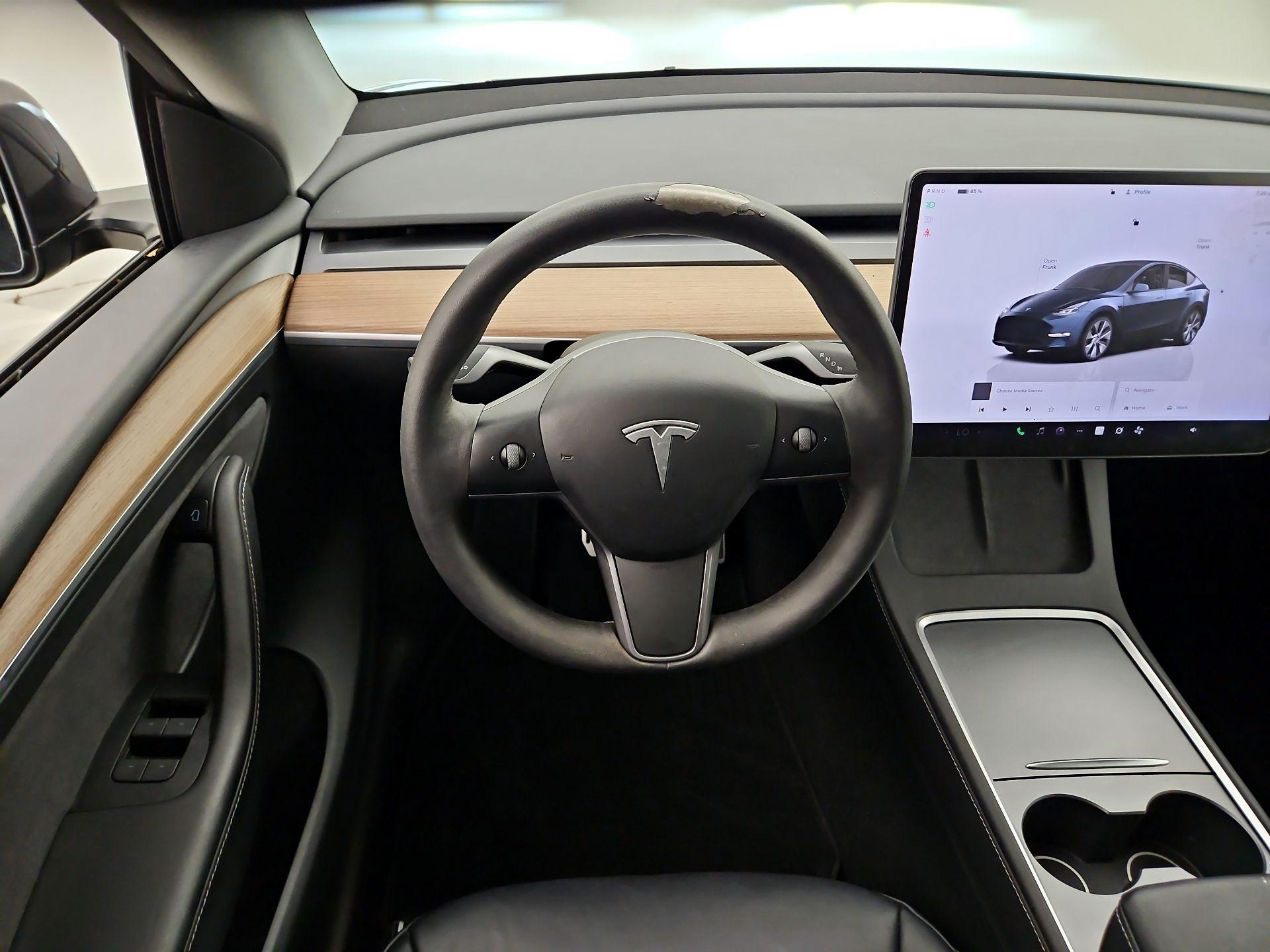 Thumbnail: 2024 Tesla Model Y - 10