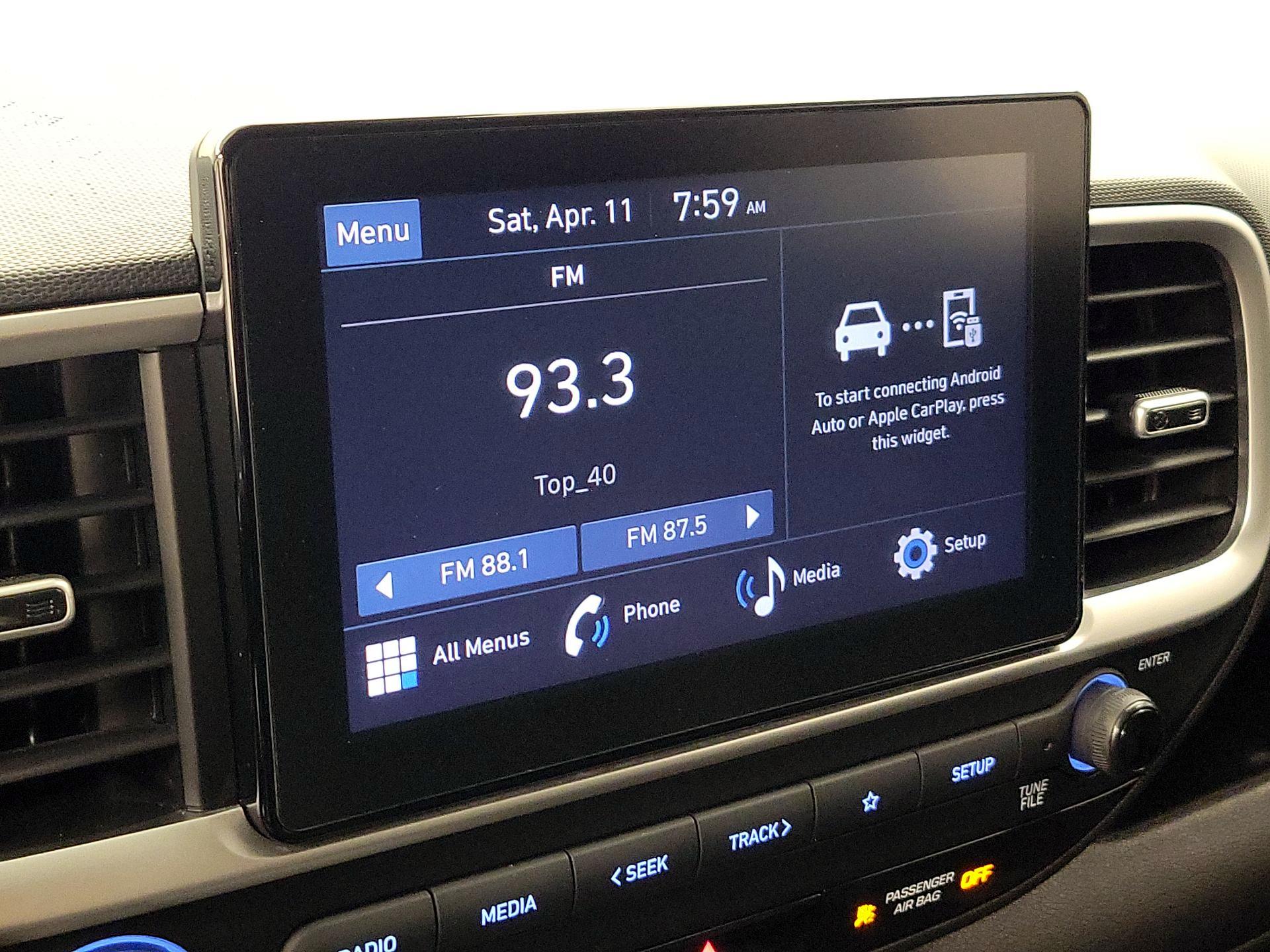 Thumbnail: 2023 Hyundai Venue - 15