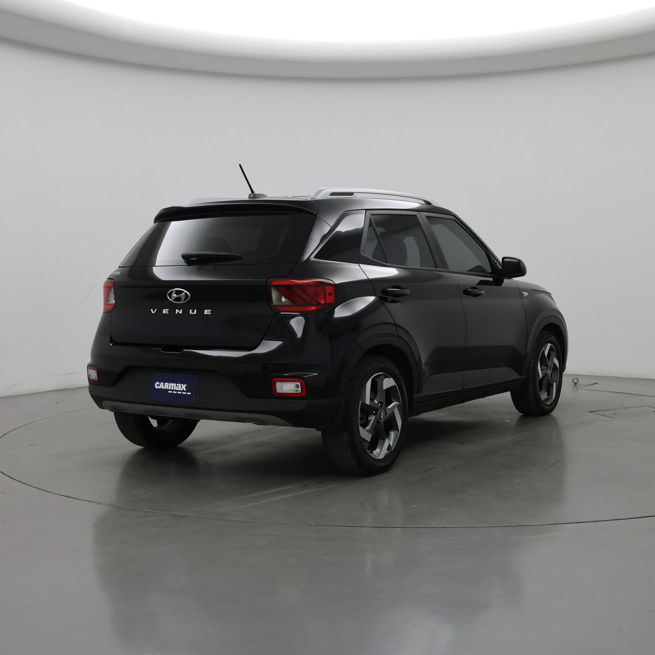 Thumbnail: 2023 Hyundai Venue - 8