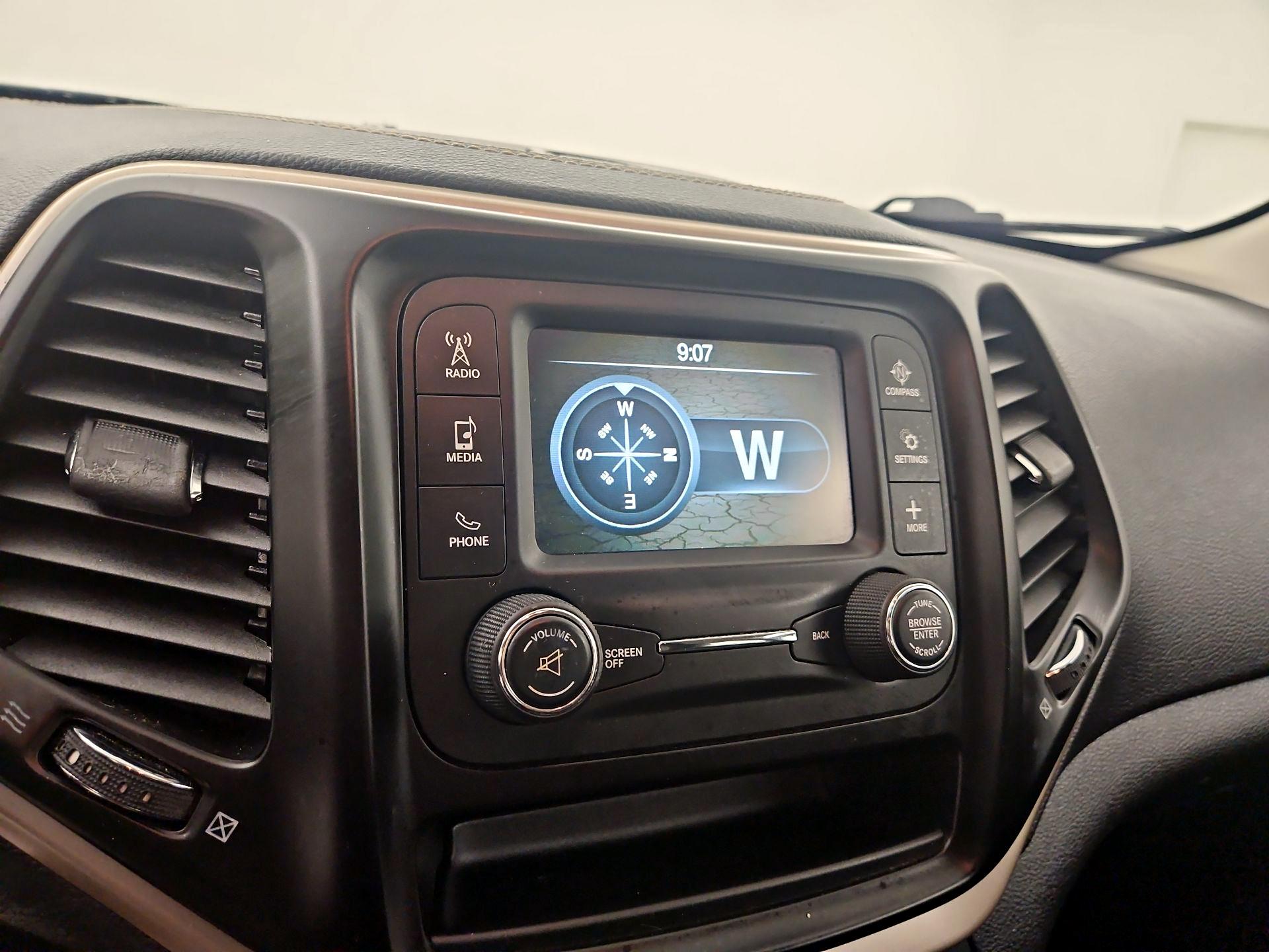 Thumbnail: 2014 Jeep Cherokee - 12