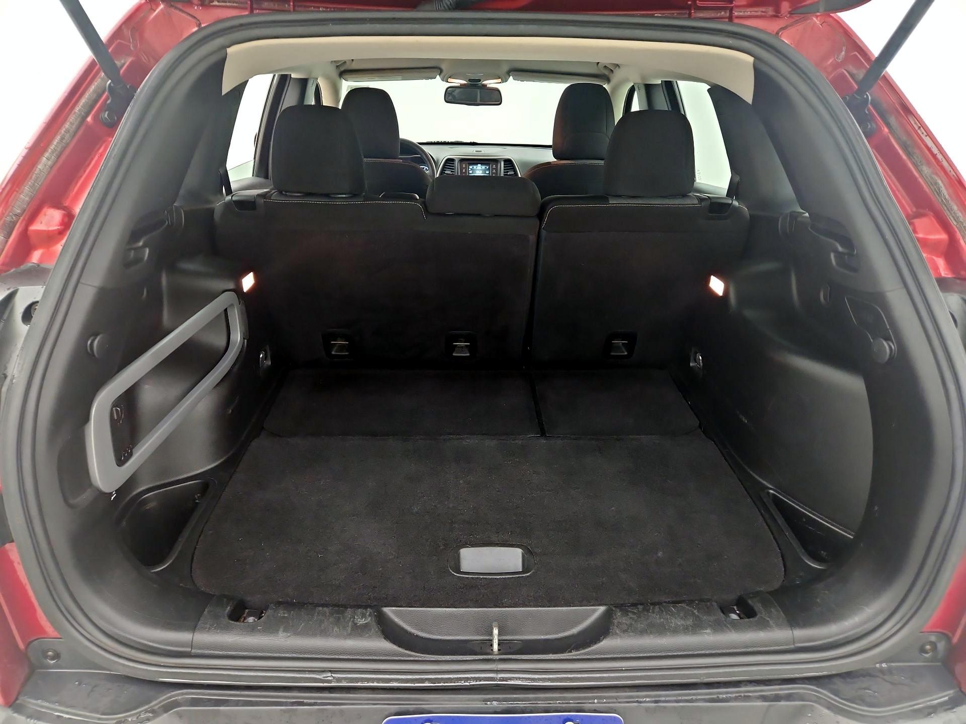 Thumbnail: 2014 Jeep Cherokee - 19