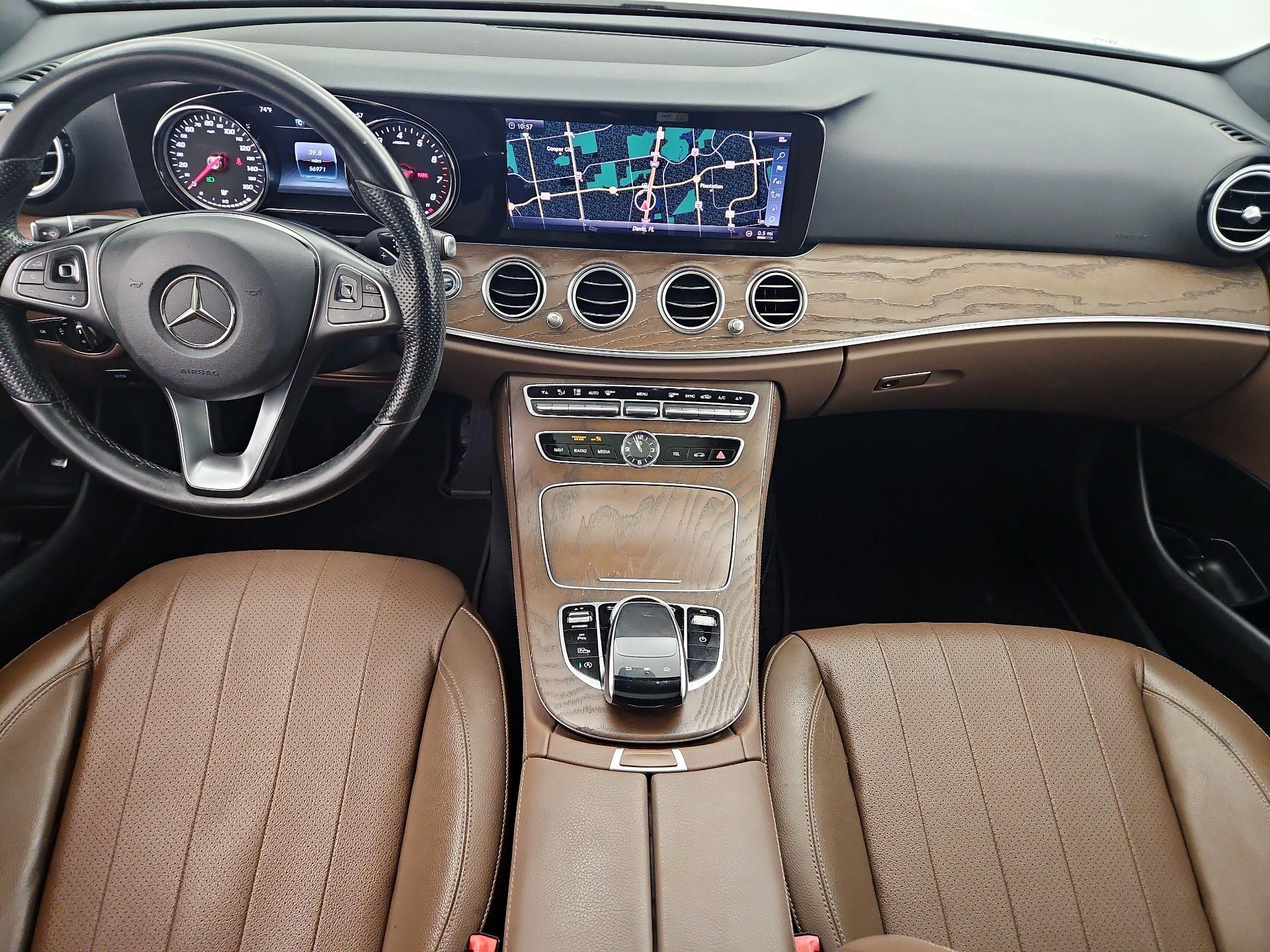 Thumbnail: 2018 Mercedes-Benz E-Class - 9