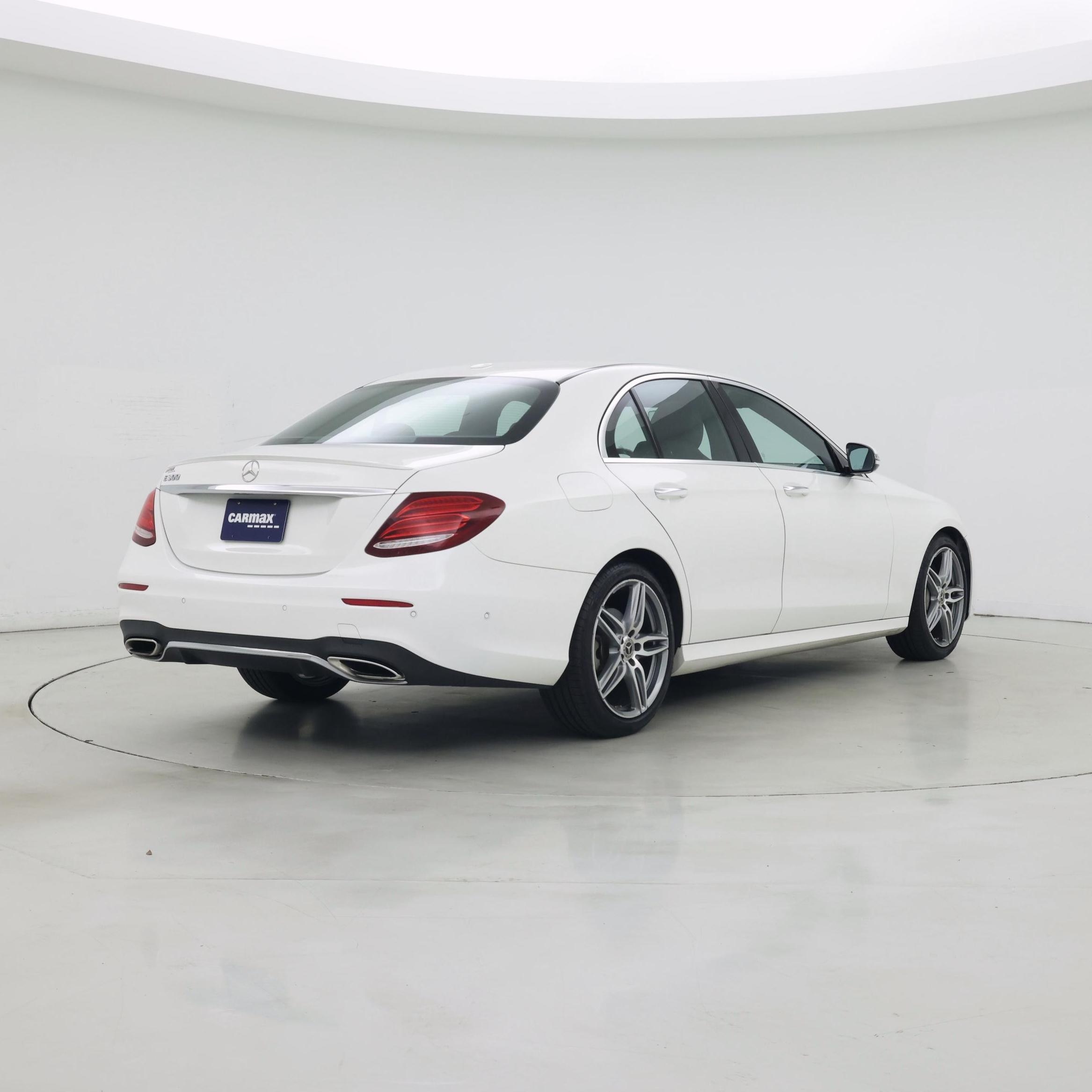 Thumbnail: 2018 Mercedes-Benz E-Class - 8