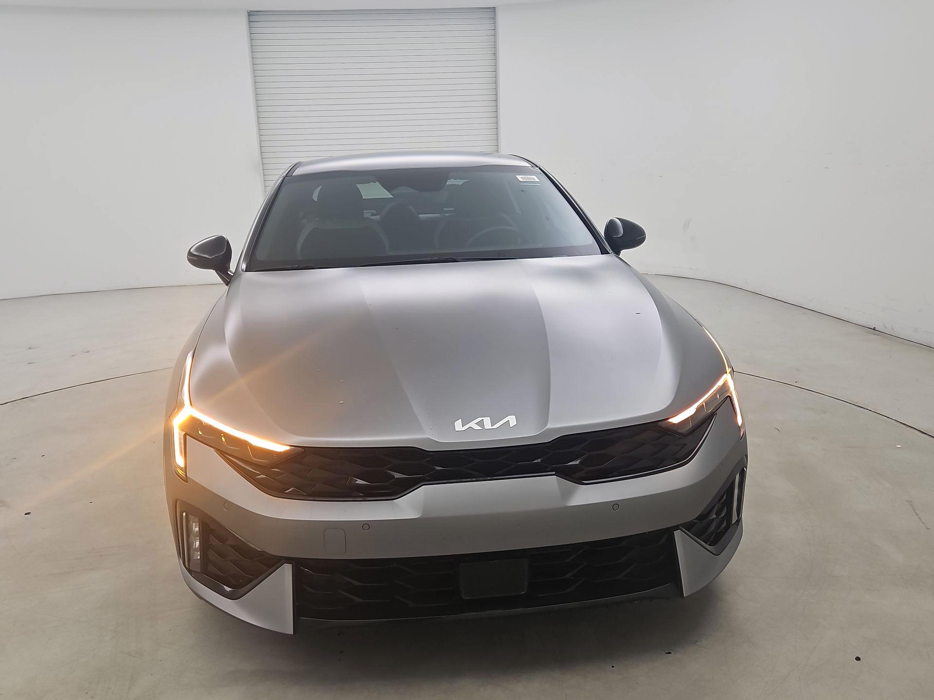 Thumbnail: 2025 Kia K5 - 2