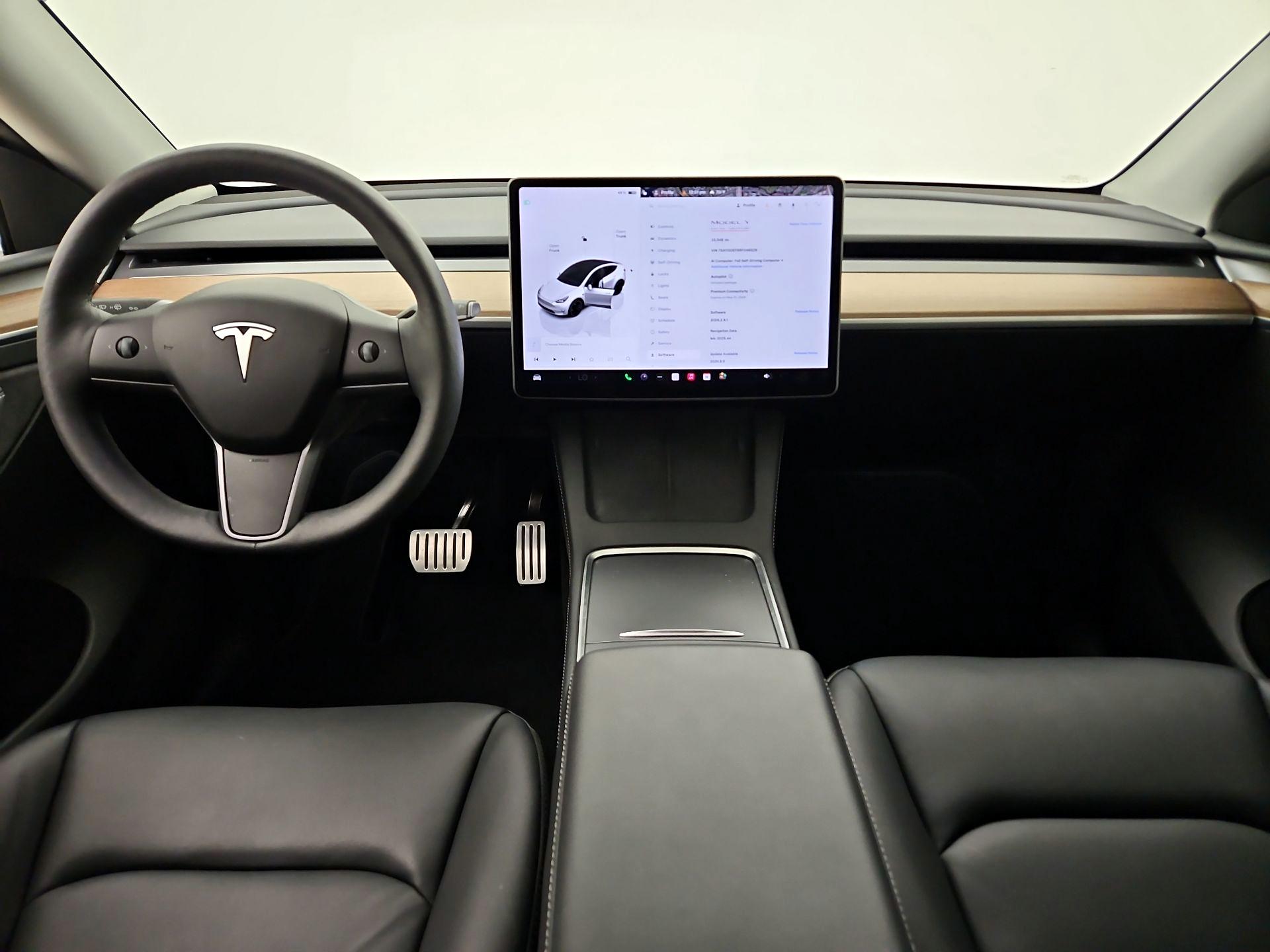 Thumbnail: 2024 Tesla Model Y - 9