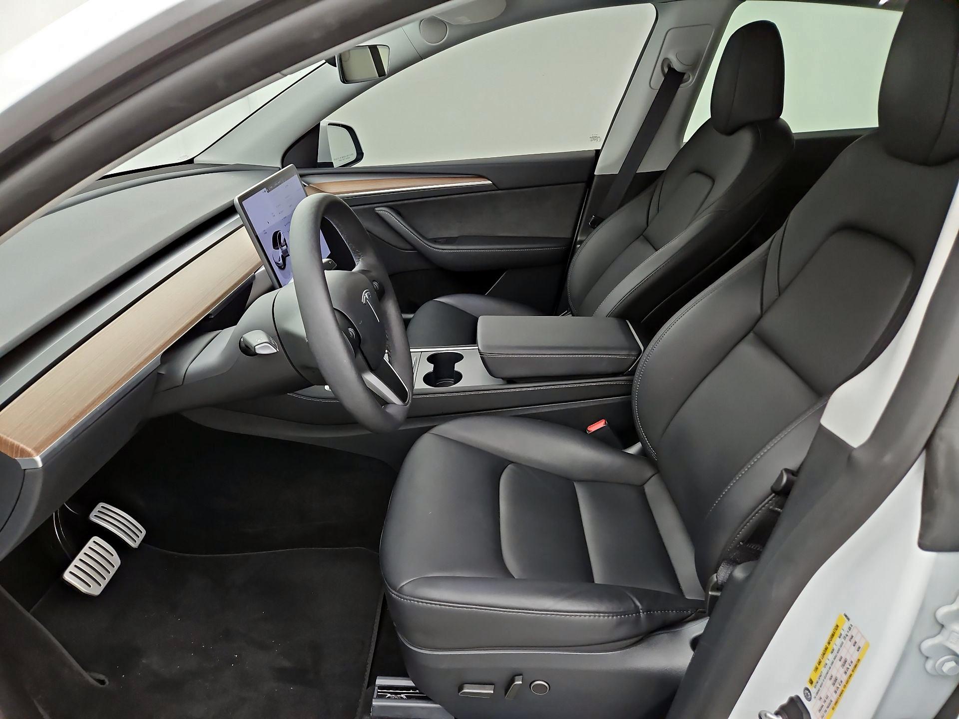 Thumbnail: 2024 Tesla Model Y - 11