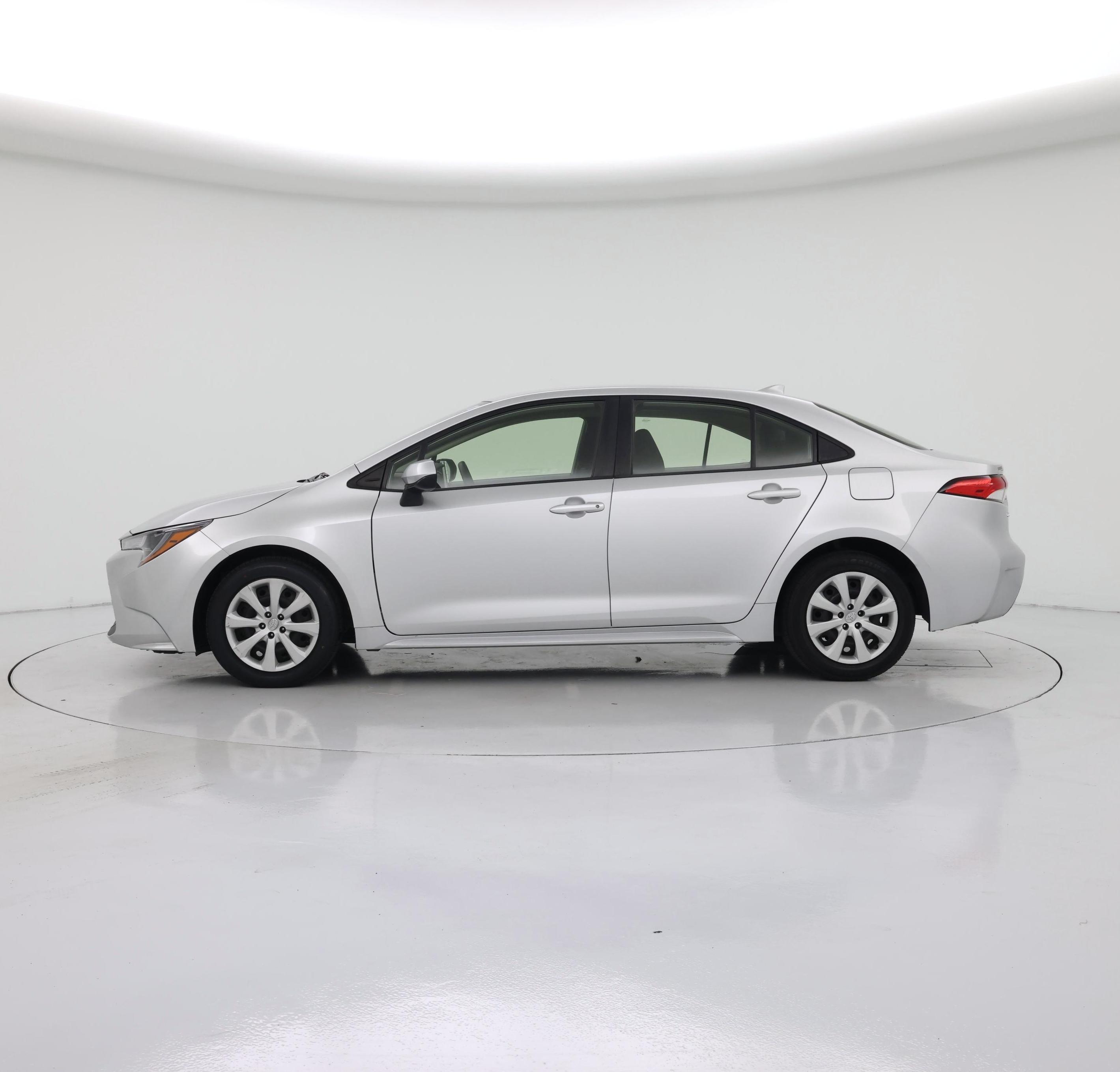 Thumbnail: 2021 Toyota Corolla - 3