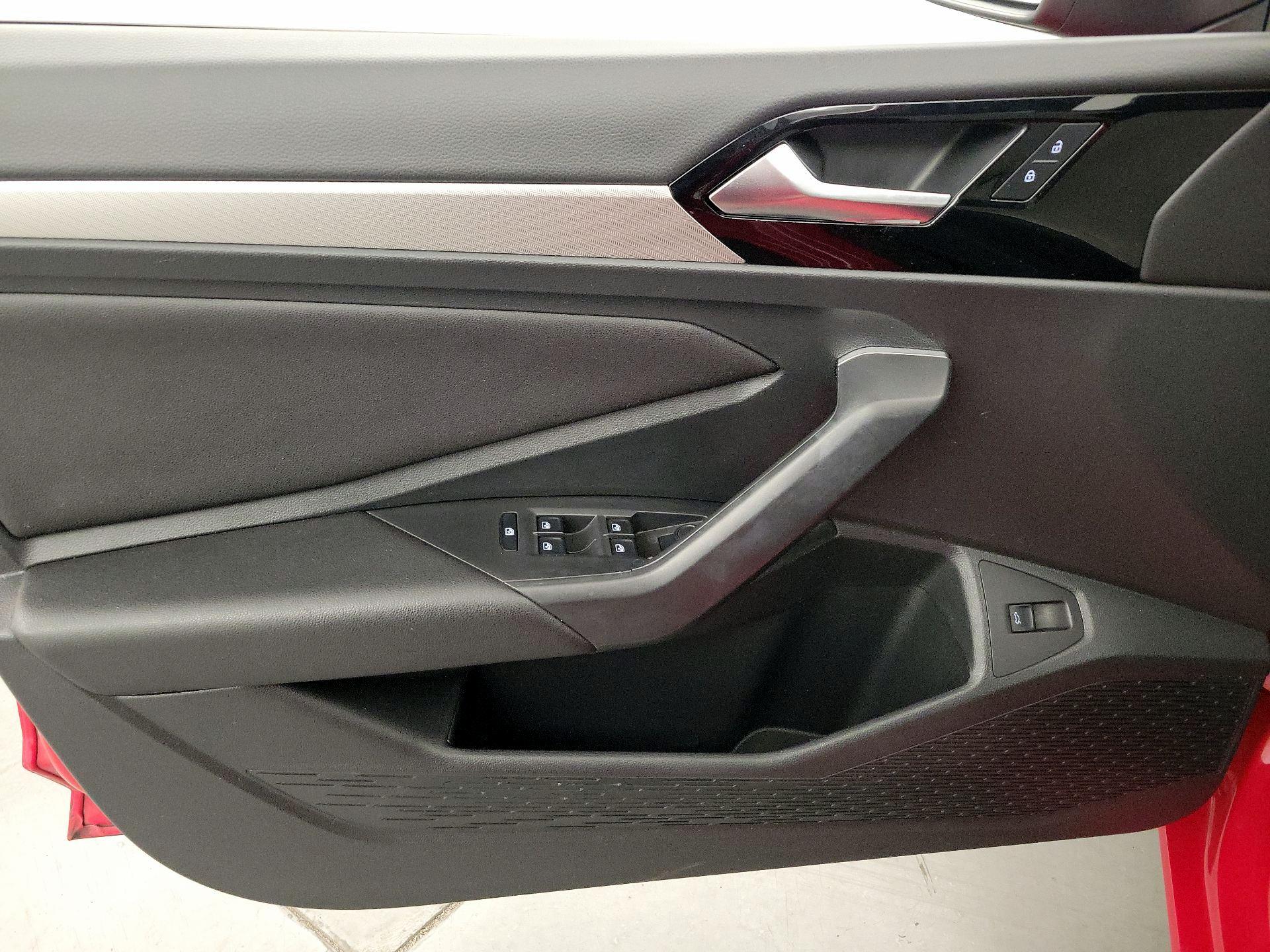 Thumbnail: 2020 Volkswagen Jetta - 12