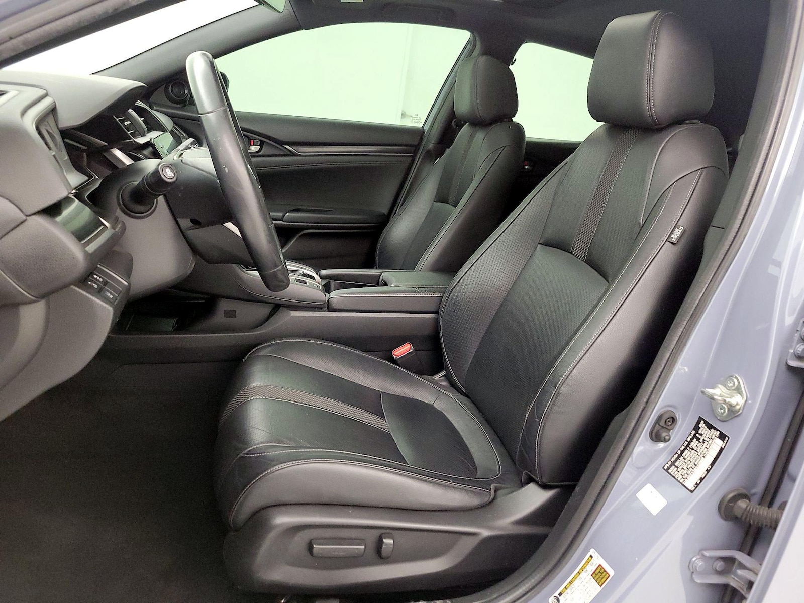 2020 Honda Civic Hatchback EX-L - Photo 12