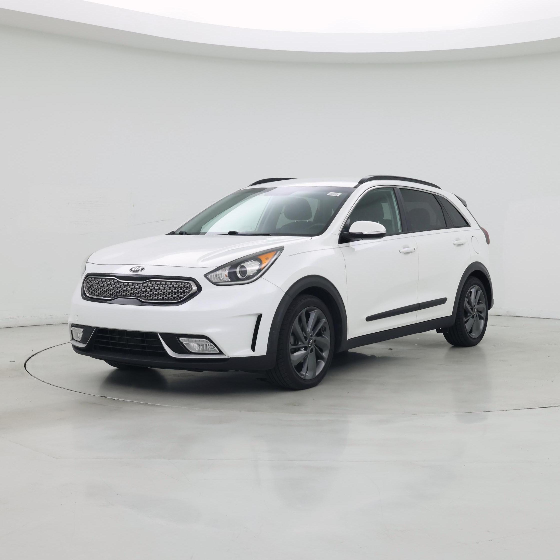 Thumbnail: 2017 Kia Niro - 4