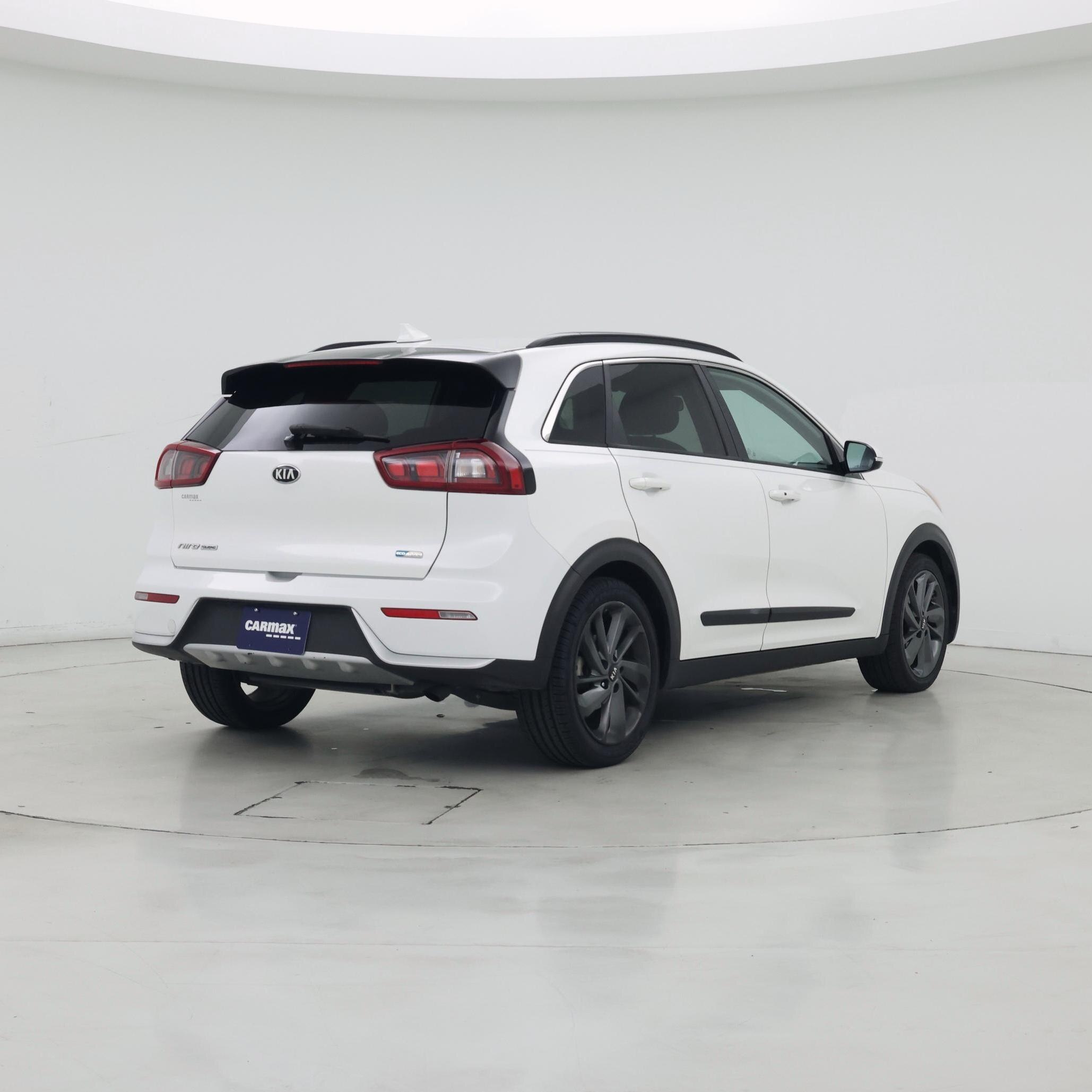 Thumbnail: 2017 Kia Niro - 8