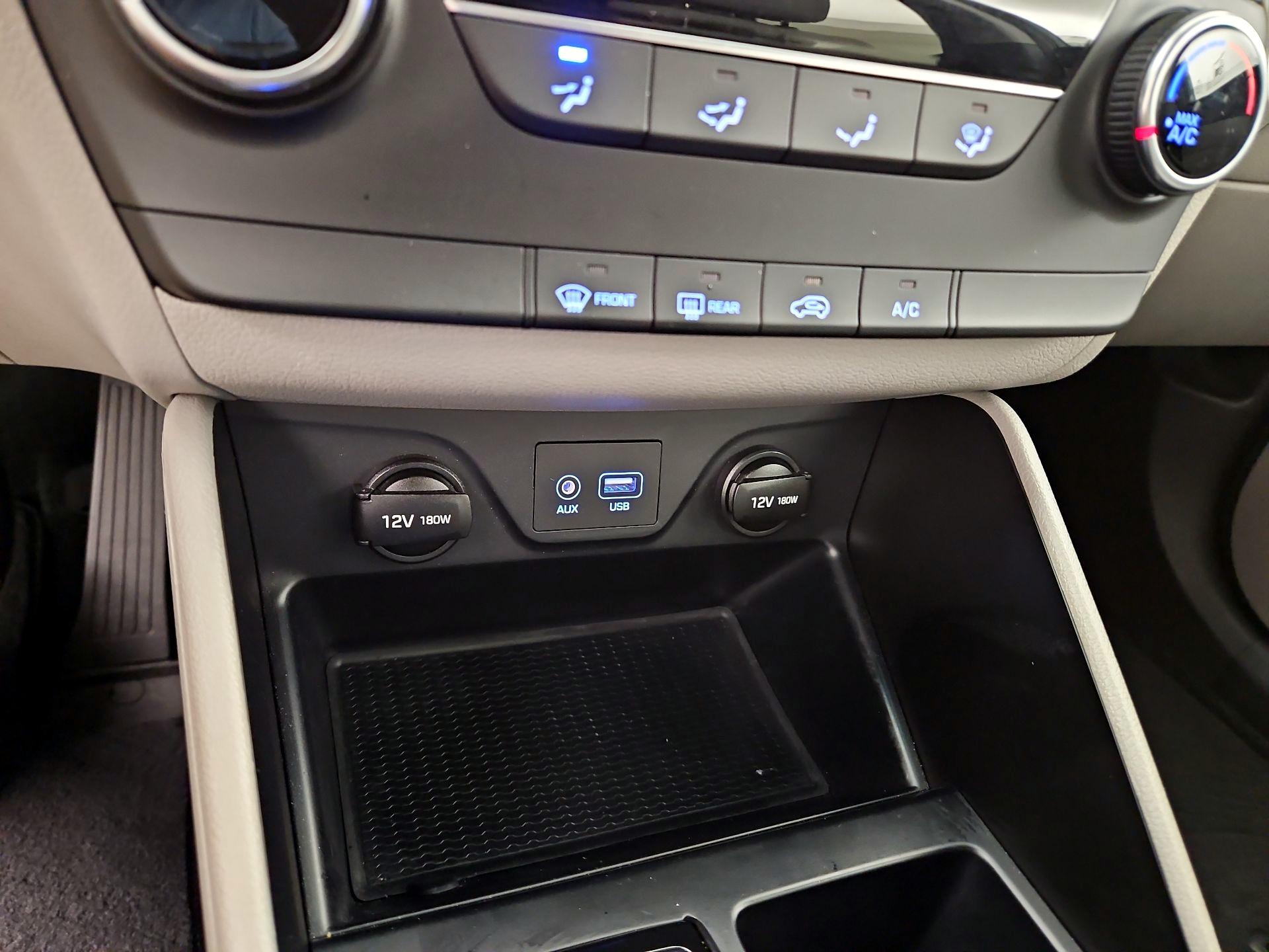 Thumbnail: 2019 Hyundai Tucson - 18