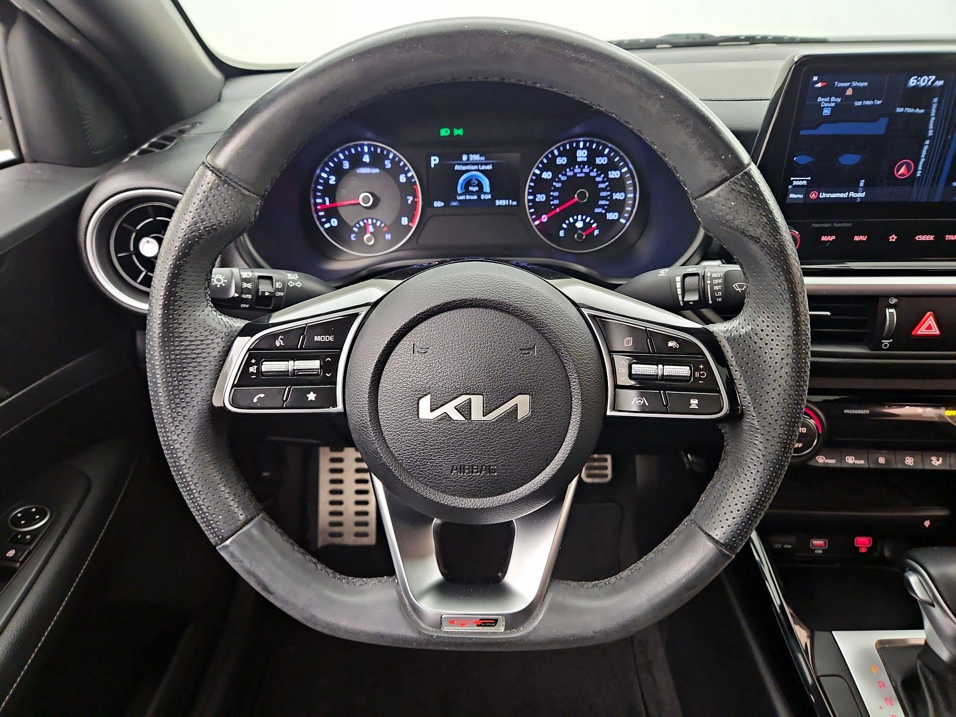 Thumbnail: 2022 Kia Forte - 10