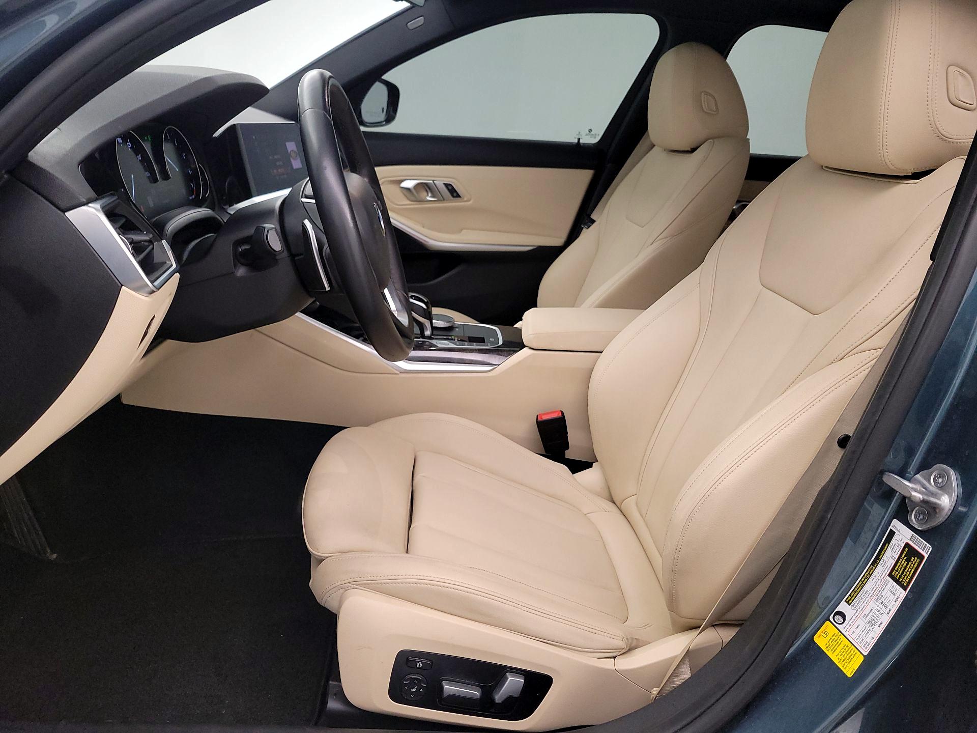 Thumbnail: 2020 BMW 3 Series - 11