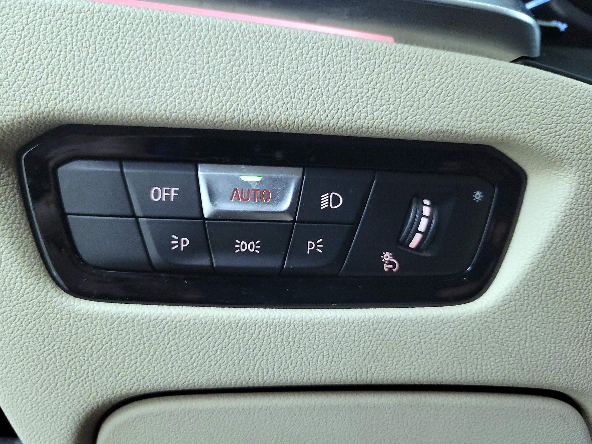 Thumbnail: 2020 BMW 3 Series - 13