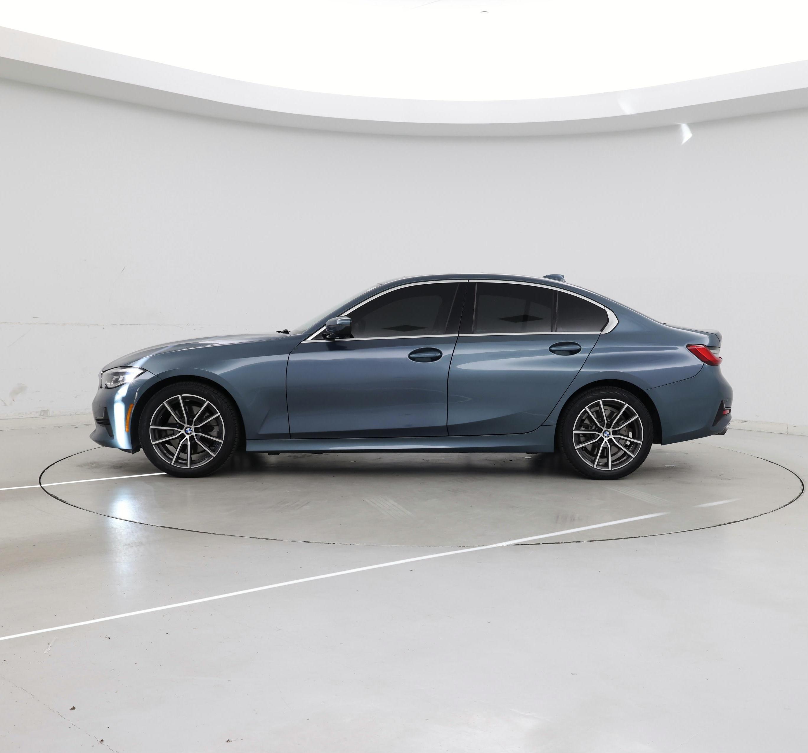 Thumbnail: 2020 BMW 3 Series - 3