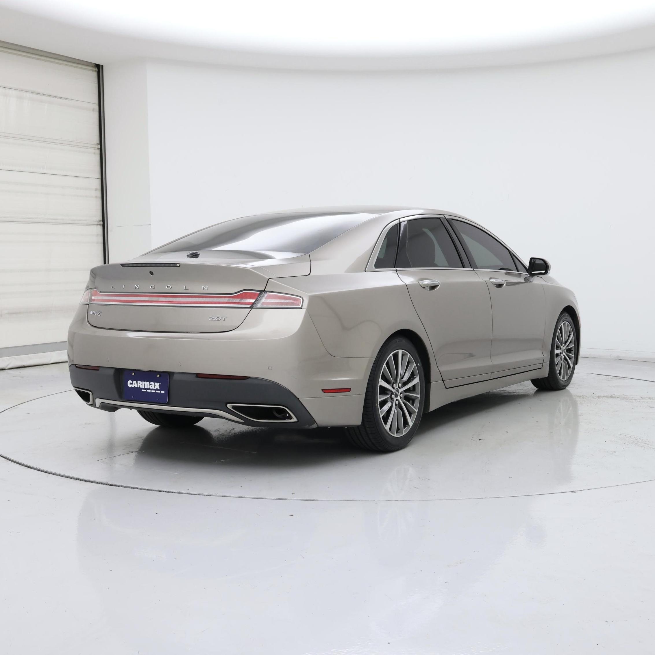 Thumbnail: 2020 Lincoln MKZ - 8