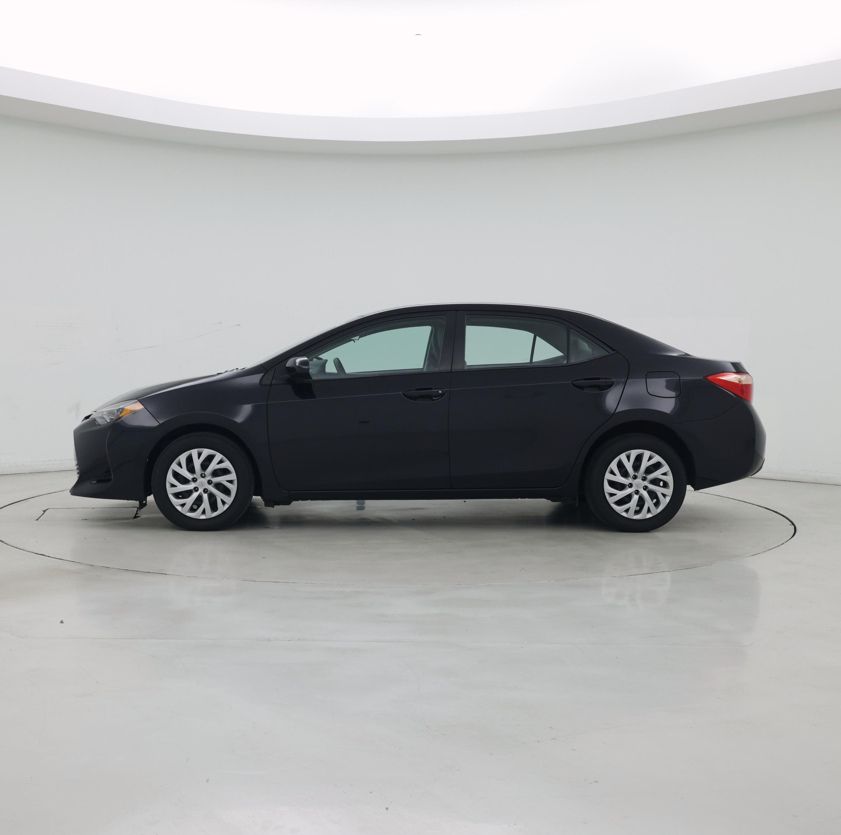 Thumbnail: 2019 Toyota Corolla - 3