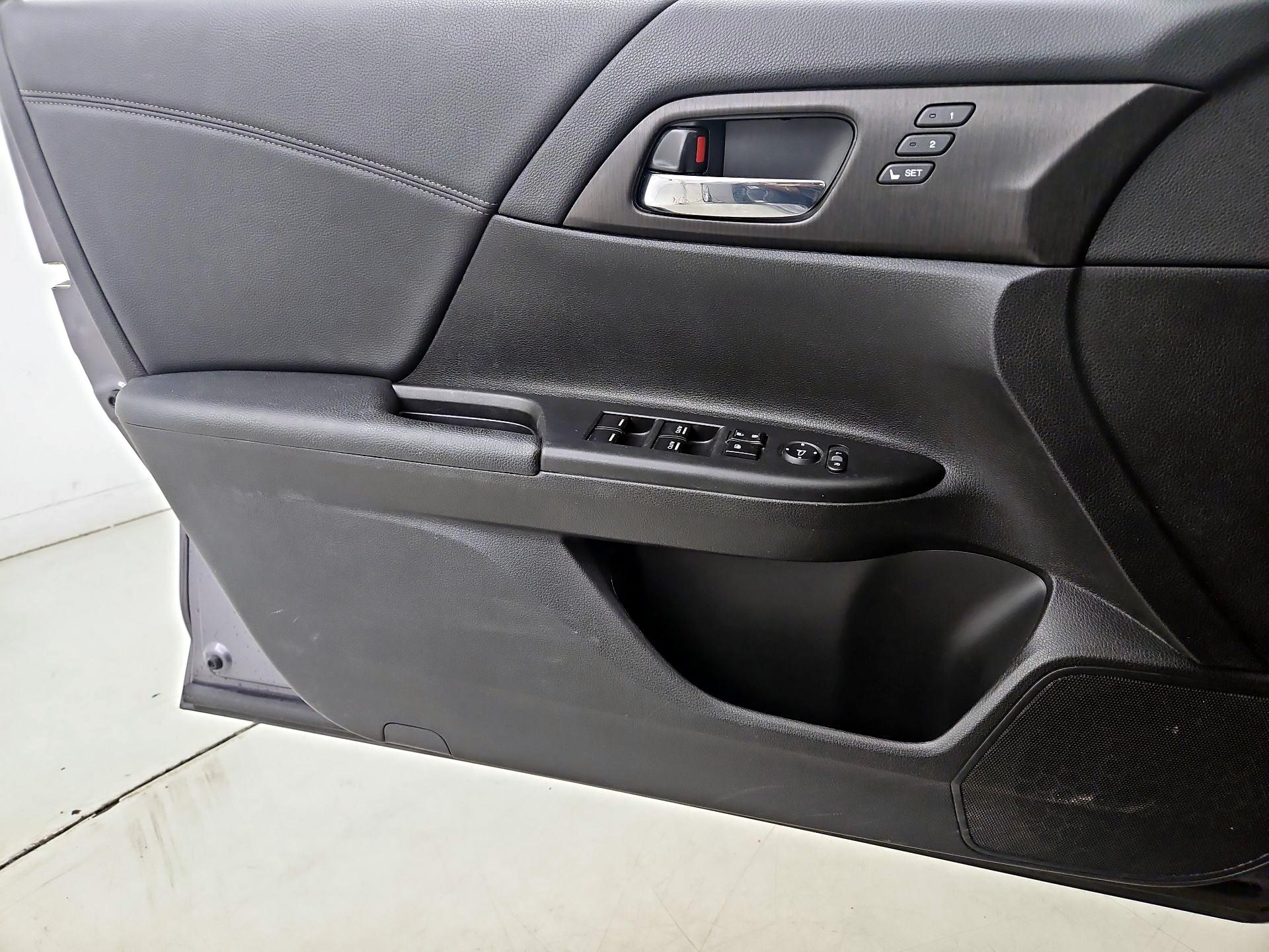 Thumbnail: 2014 Honda Accord - 12