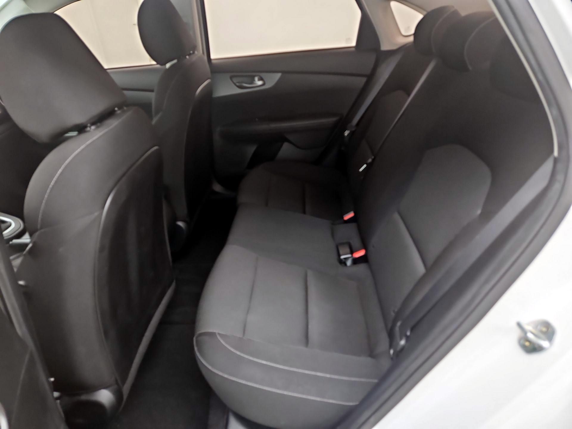 Thumbnail: 2020 Kia Forte - 19