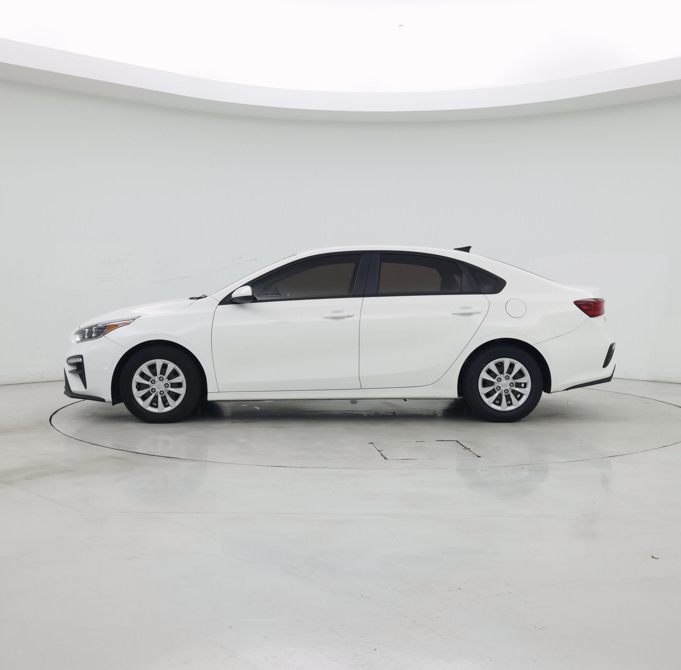 Thumbnail: 2020 Kia Forte - 3