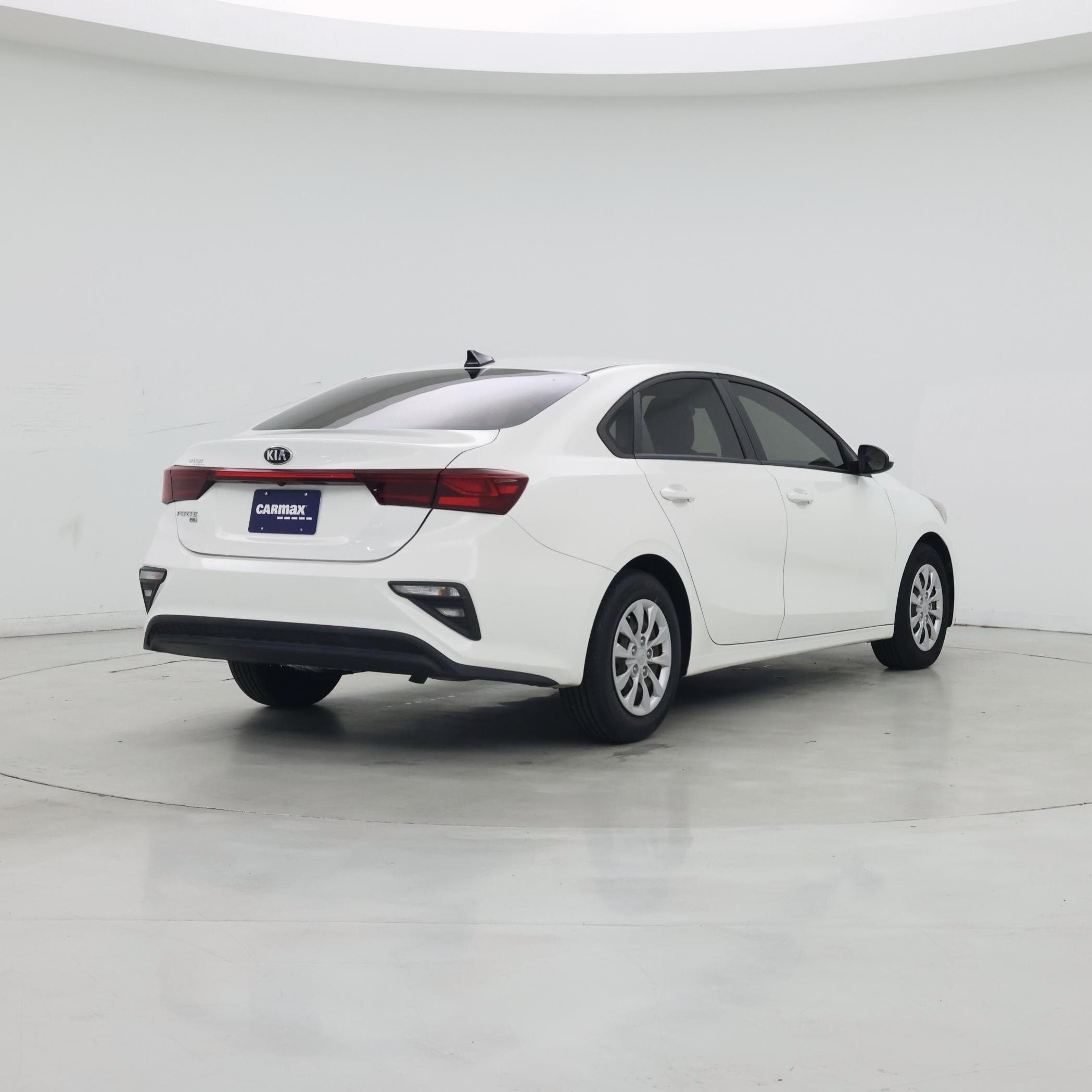 Thumbnail: 2020 Kia Forte - 8