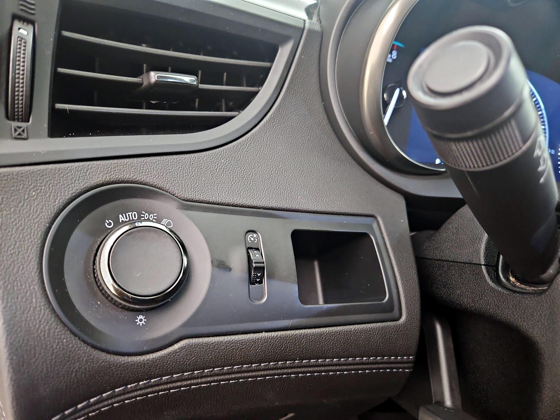 Thumbnail: 2015 Buick LaCrosse - 13