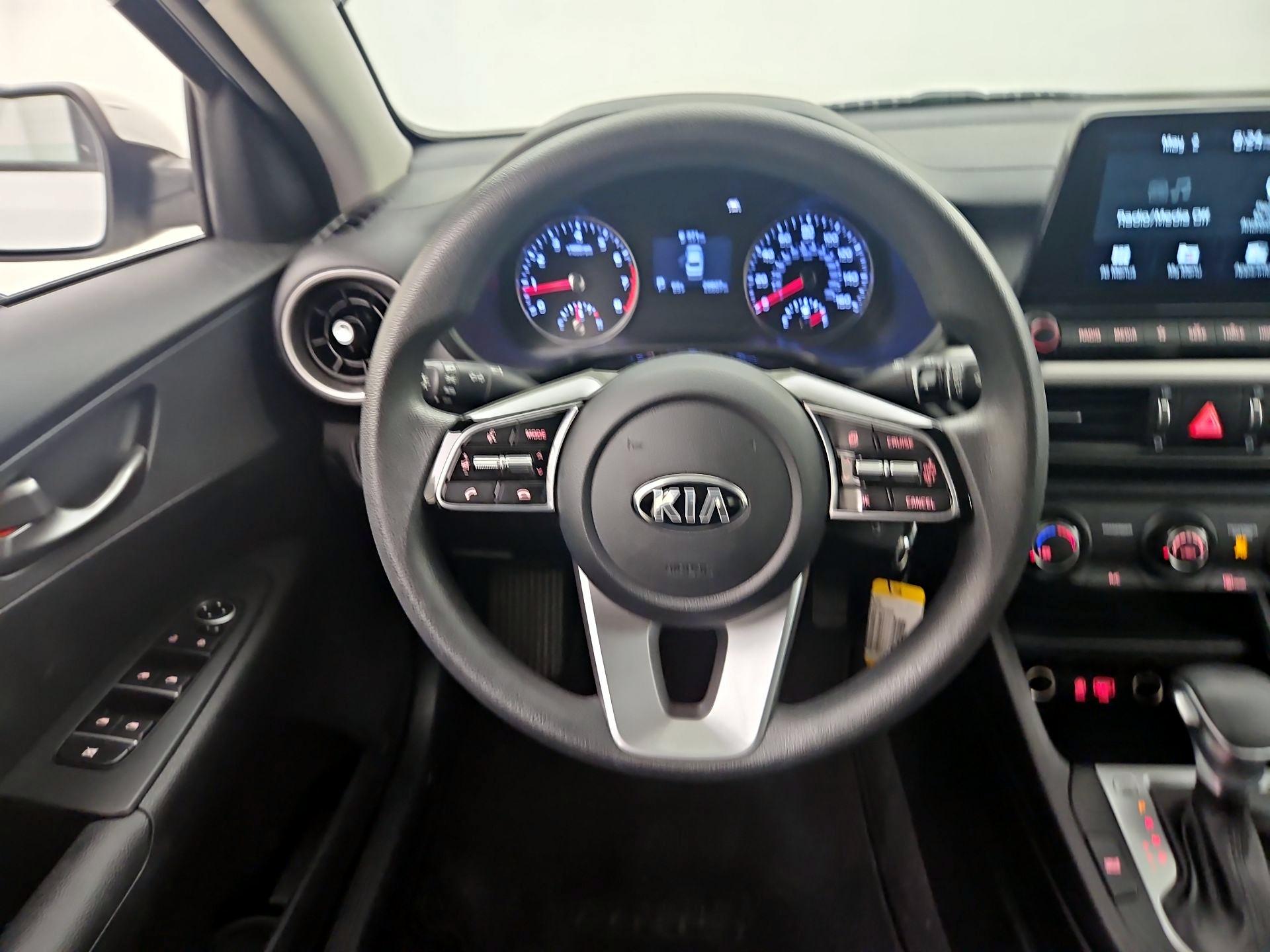 Thumbnail: 2021 Kia Forte - 10