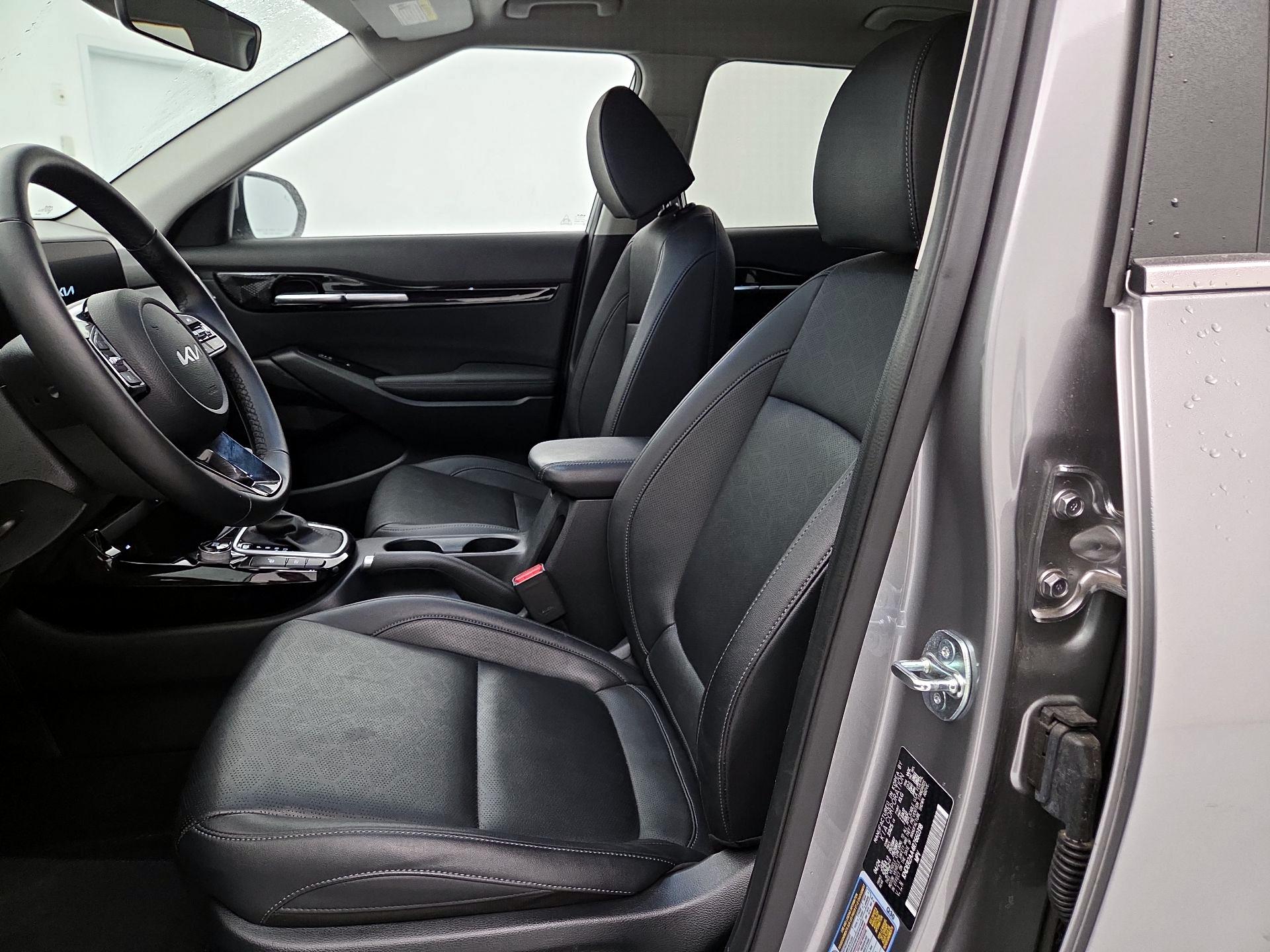 Thumbnail: 2024 Kia Seltos - 11