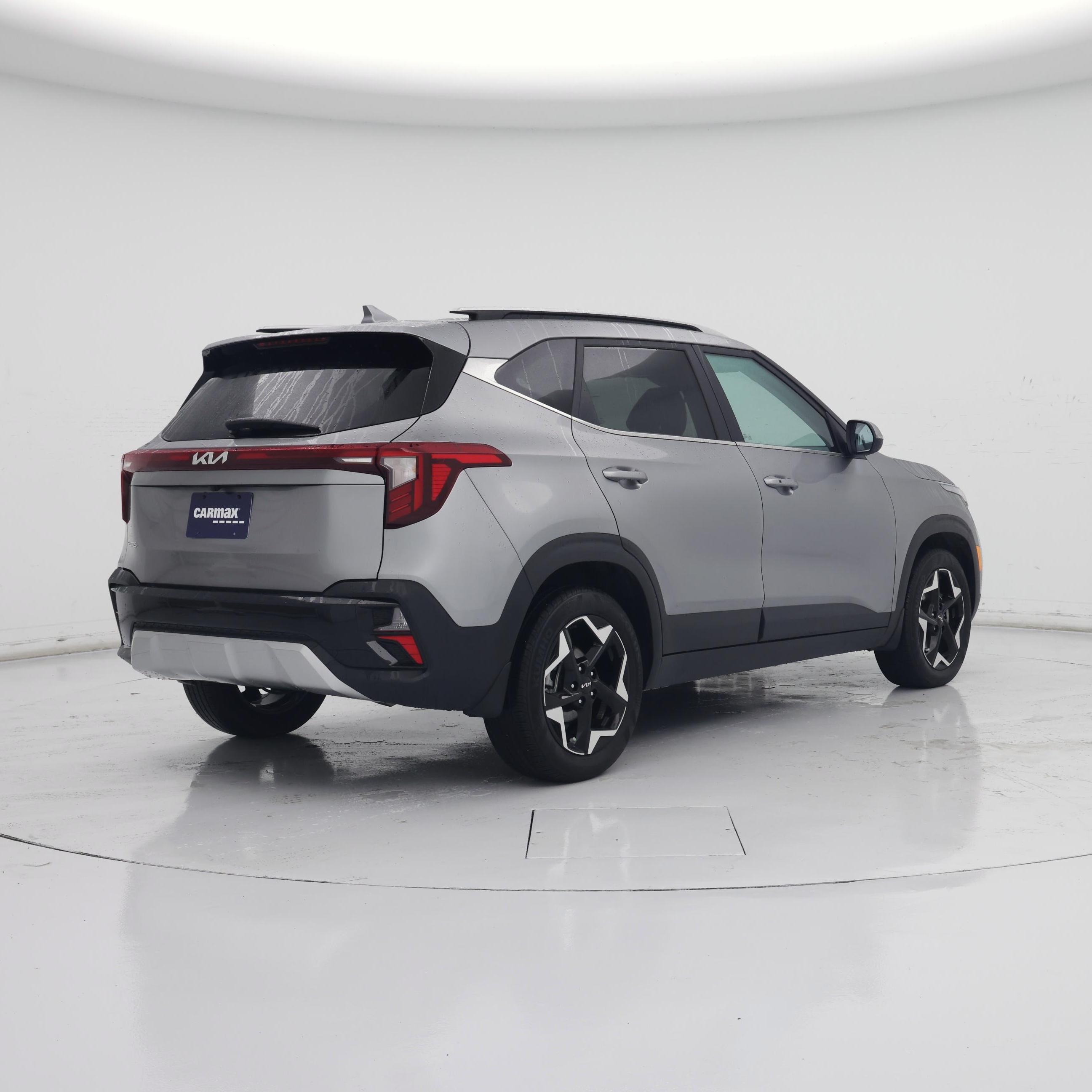 Thumbnail: 2024 Kia Seltos - 8