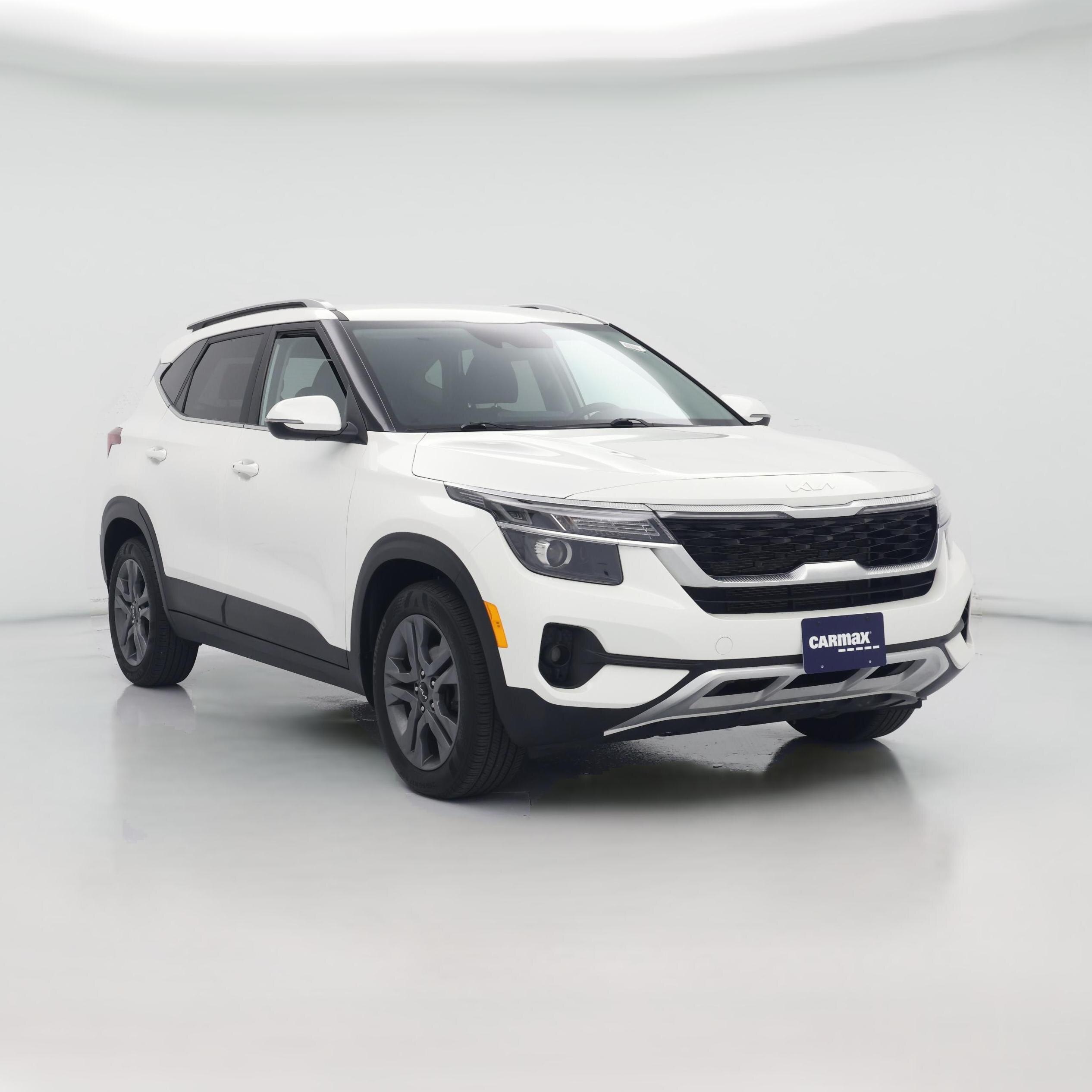 Thumbnail: 2023 Kia Seltos - 1