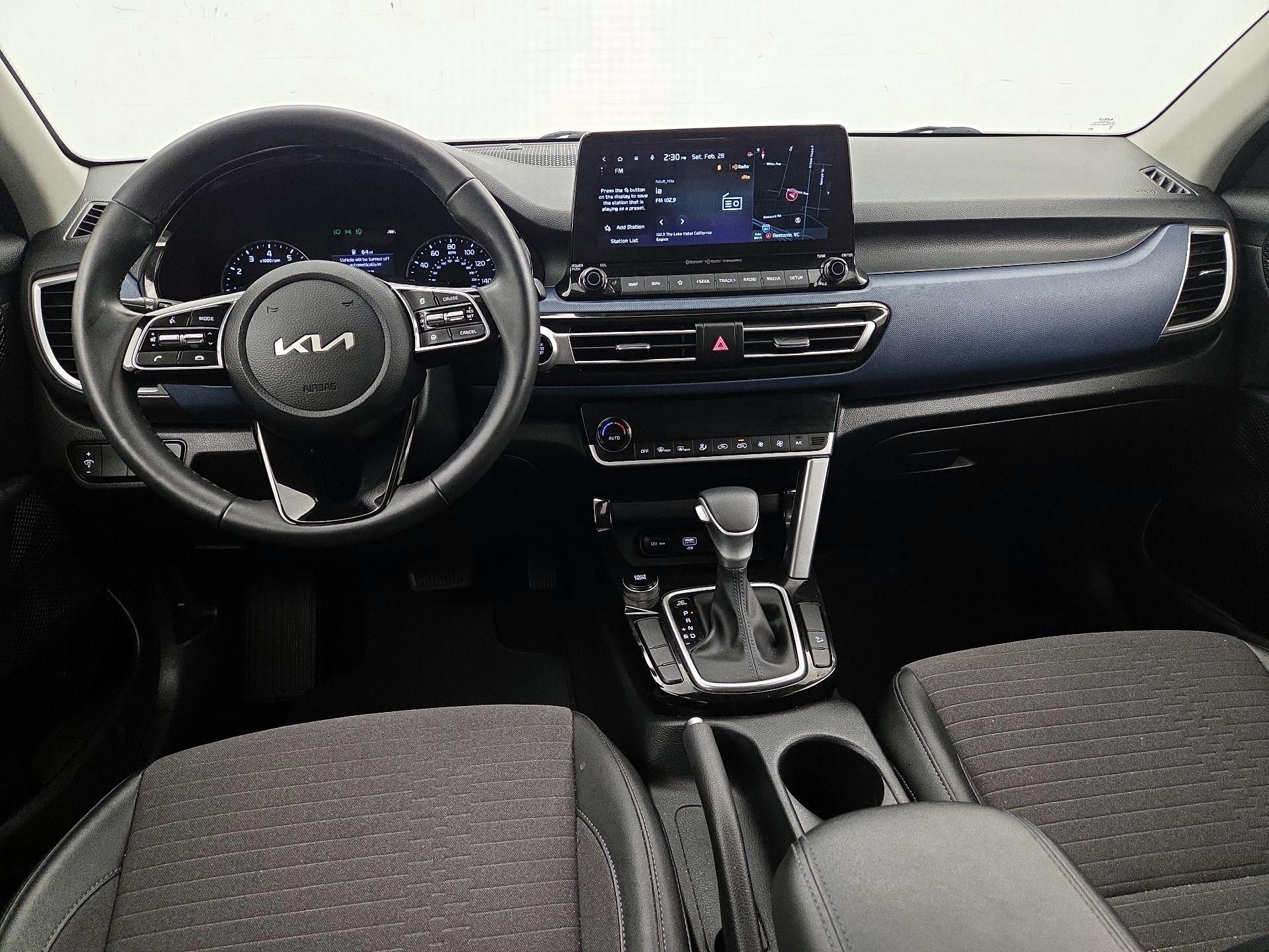 Thumbnail: 2023 Kia Seltos - 9