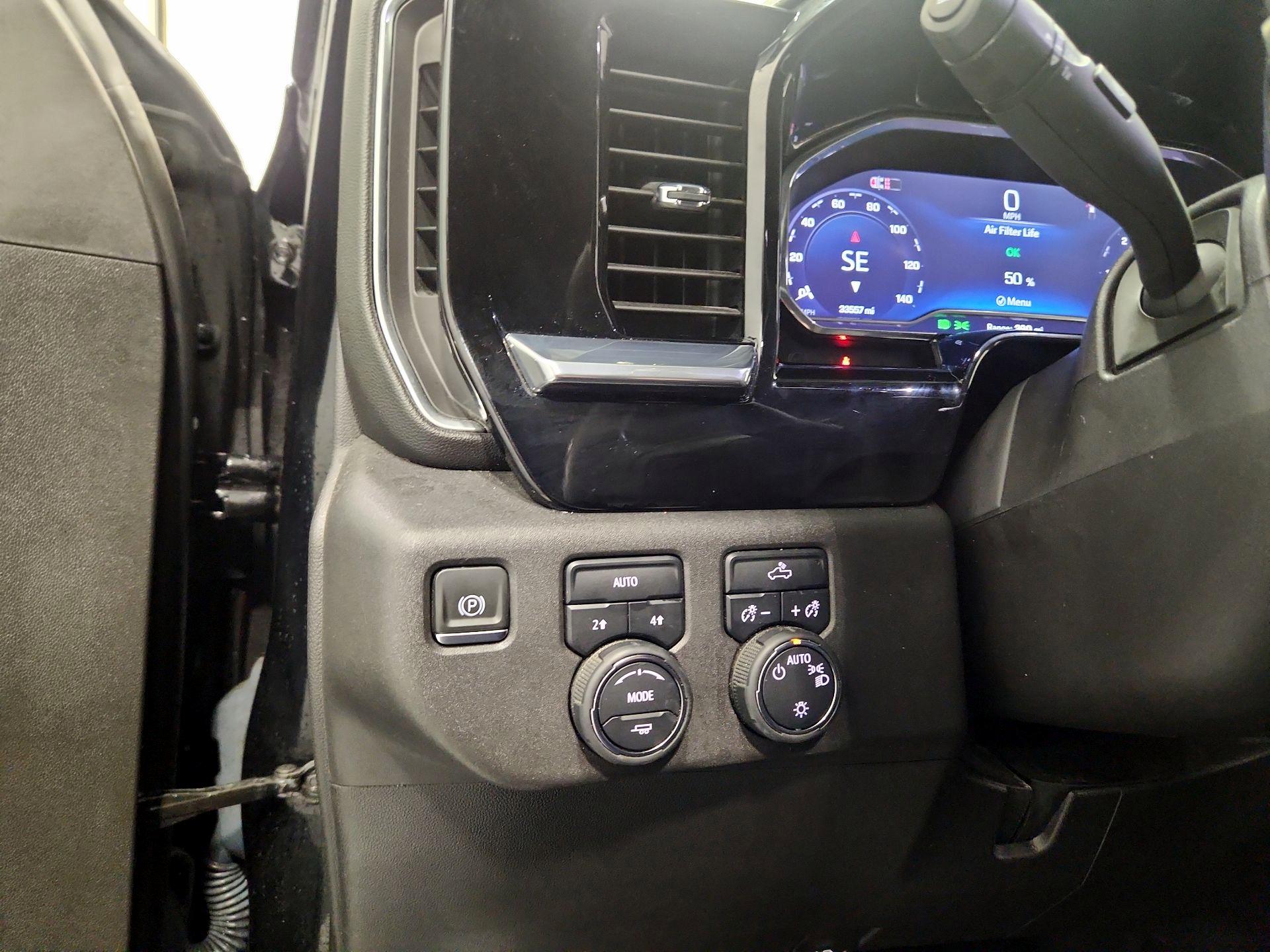 Thumbnail: 2024 Chevrolet Silverado 1500 - 13