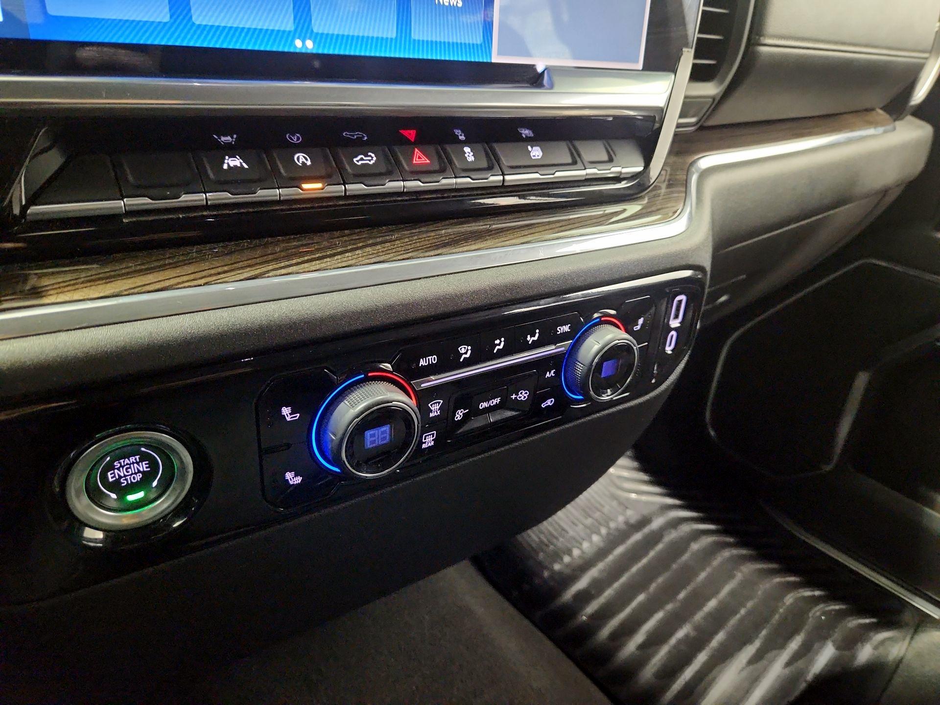 Thumbnail: 2024 Chevrolet Silverado 1500 - 17