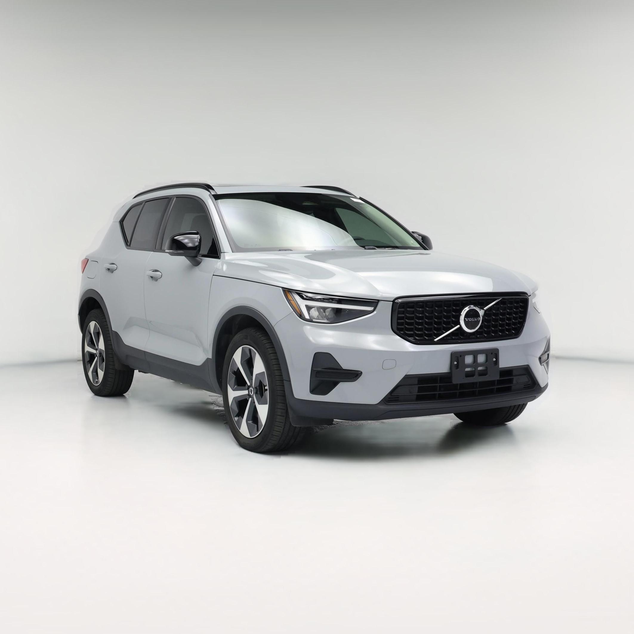 Thumbnail: 2024 Volvo XC40 - 1