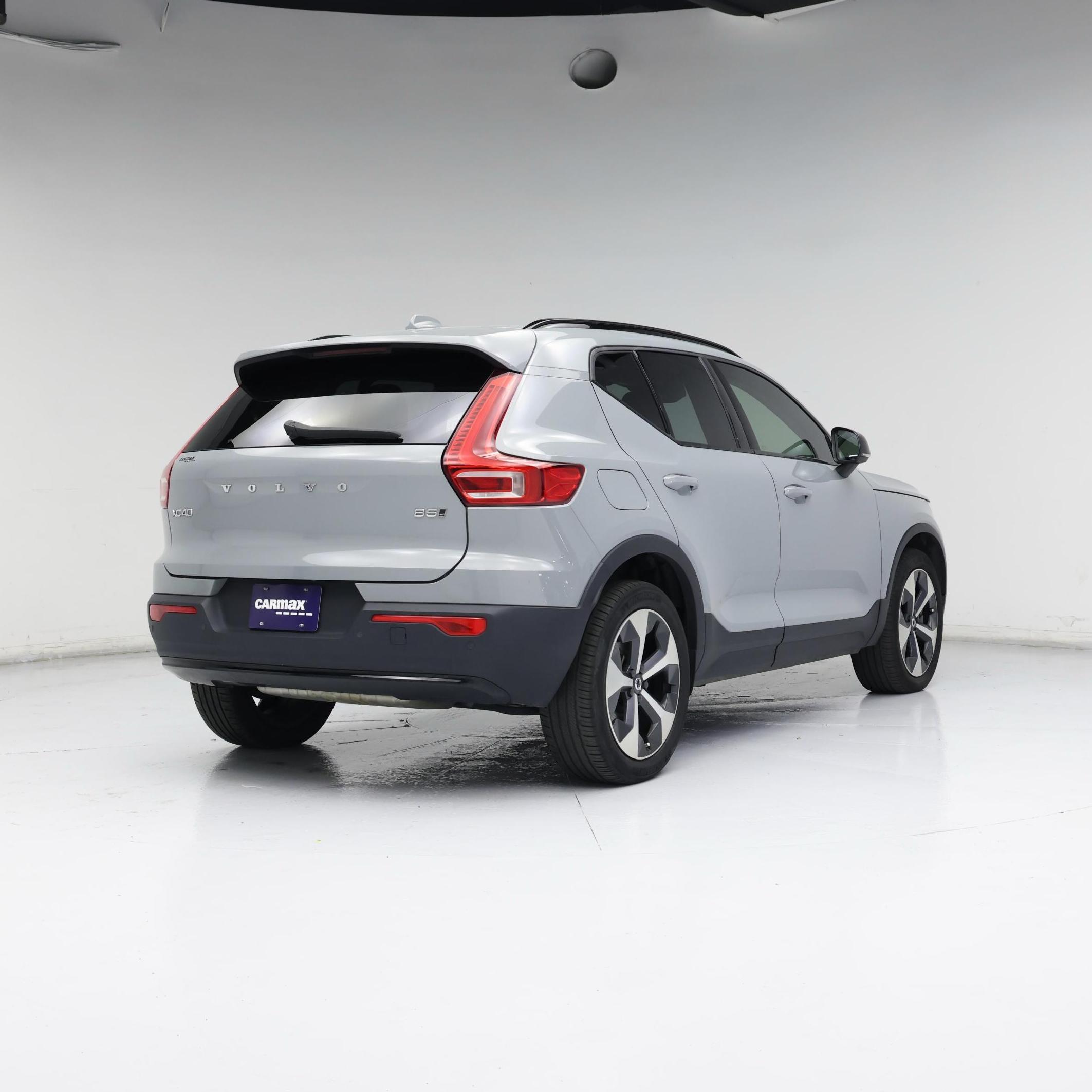 Thumbnail: 2024 Volvo XC40 - 8