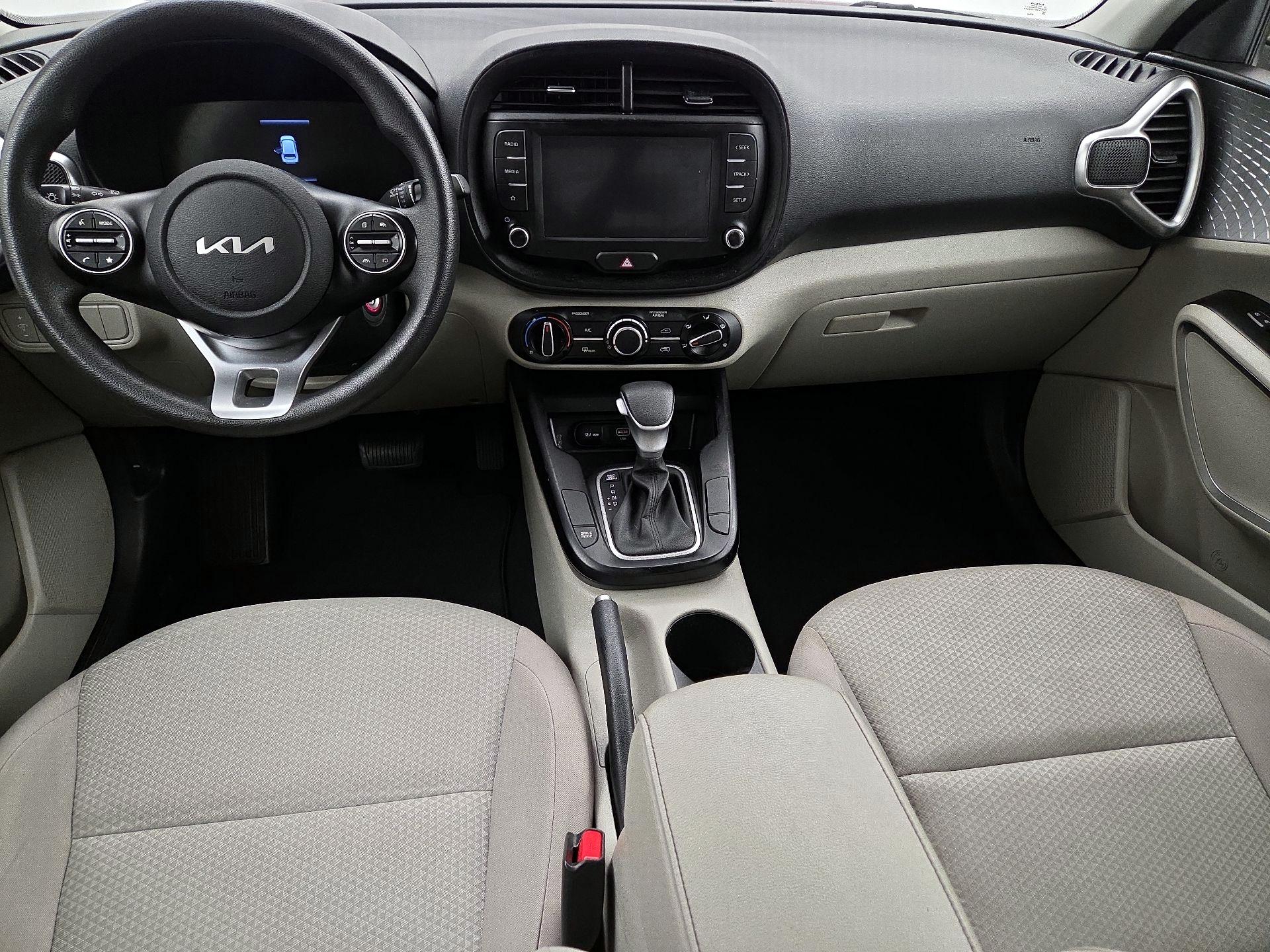 Thumbnail: 2023 Kia Soul - 9