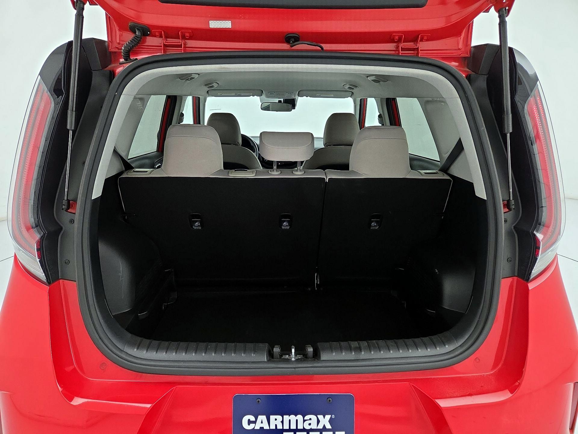 Thumbnail: 2023 Kia Soul - 20