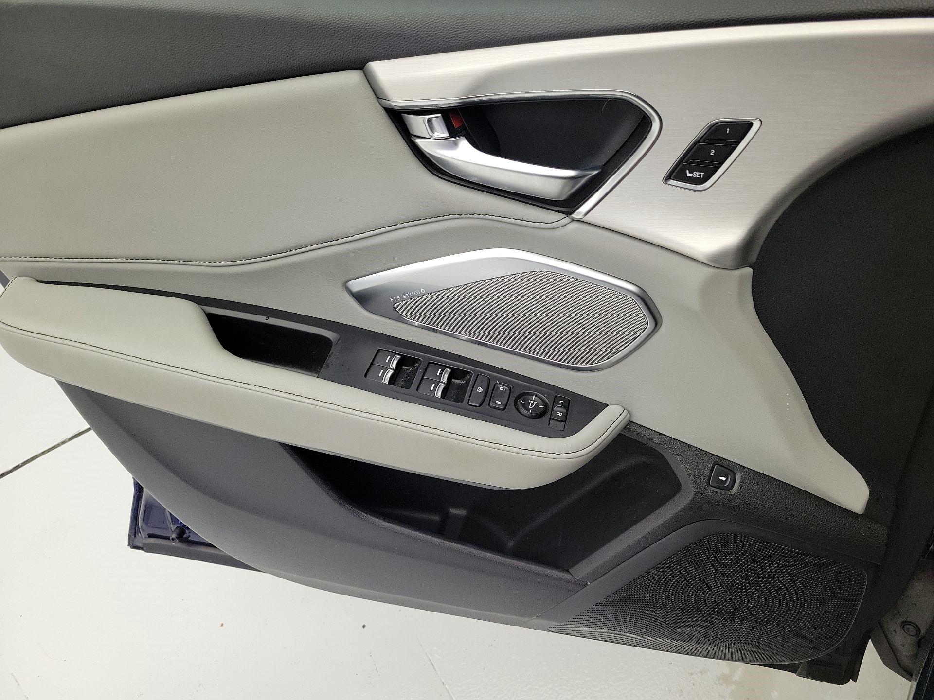 Thumbnail: 2023 Kia Forte - 10