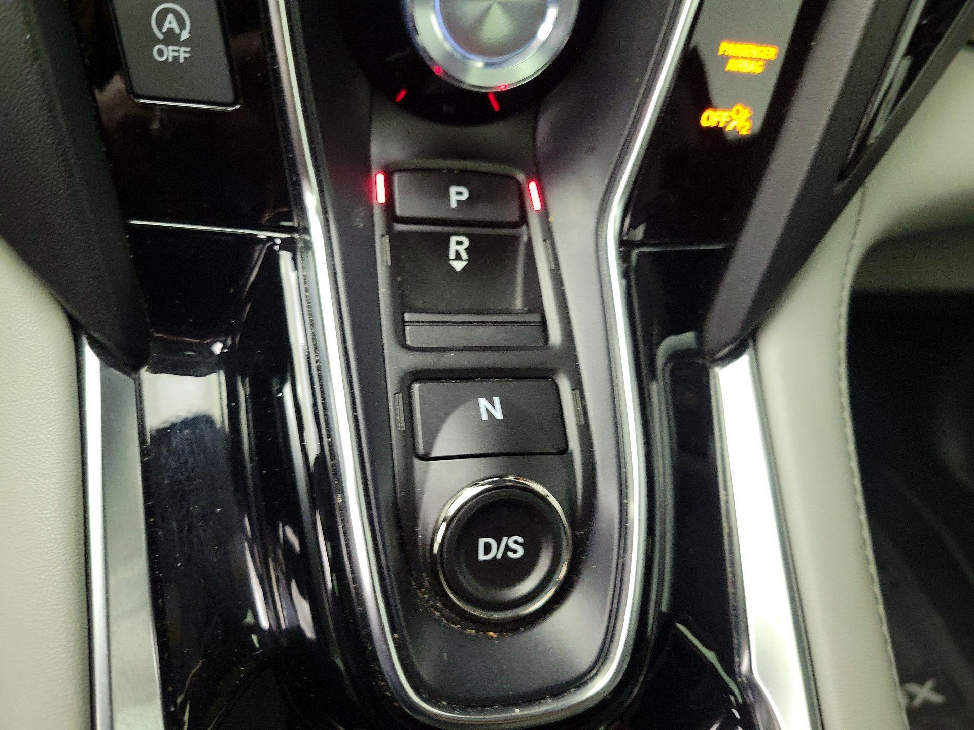 Thumbnail: 2023 Kia Forte - 16