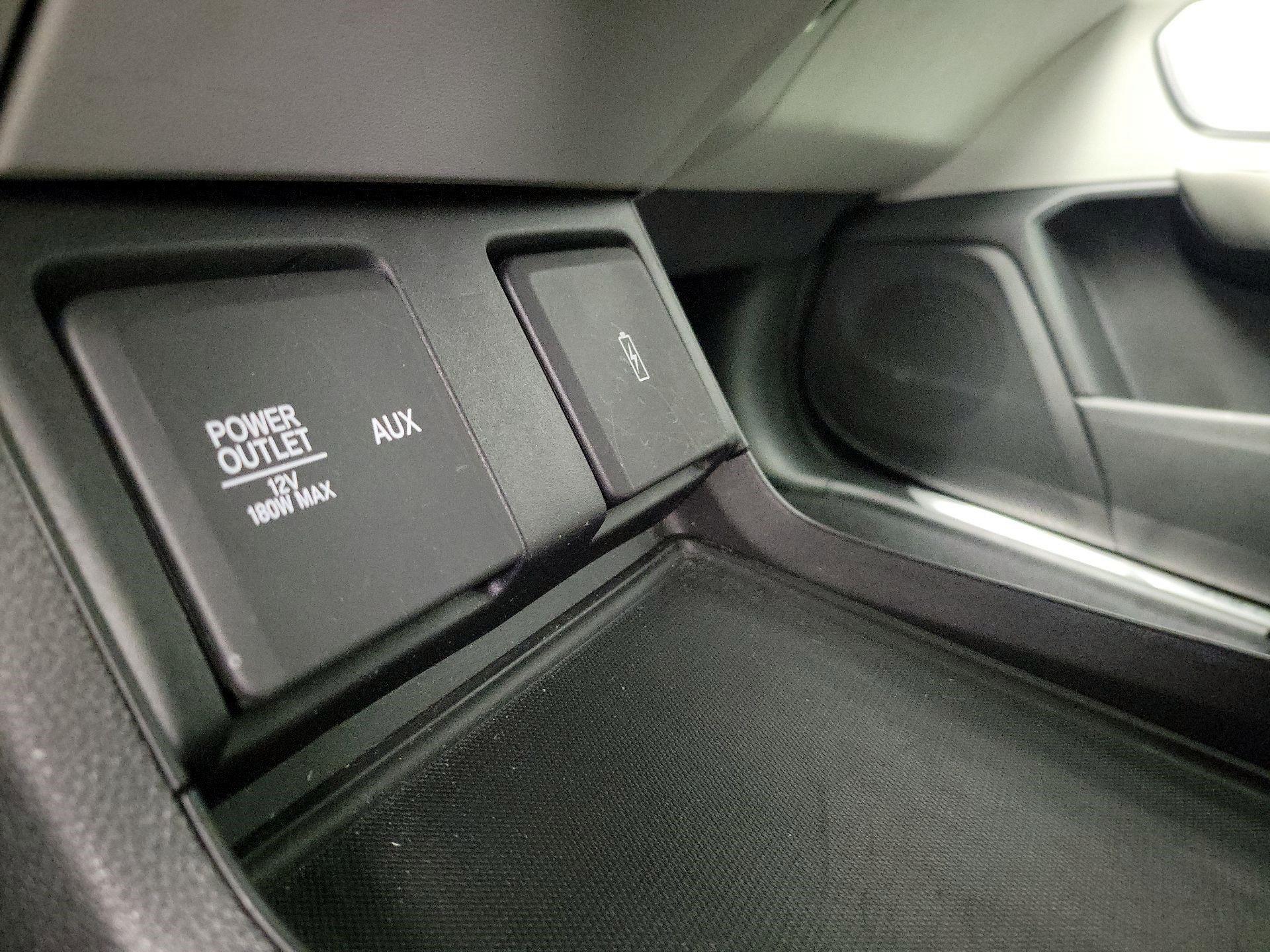 Thumbnail: 2023 Kia Forte - 17