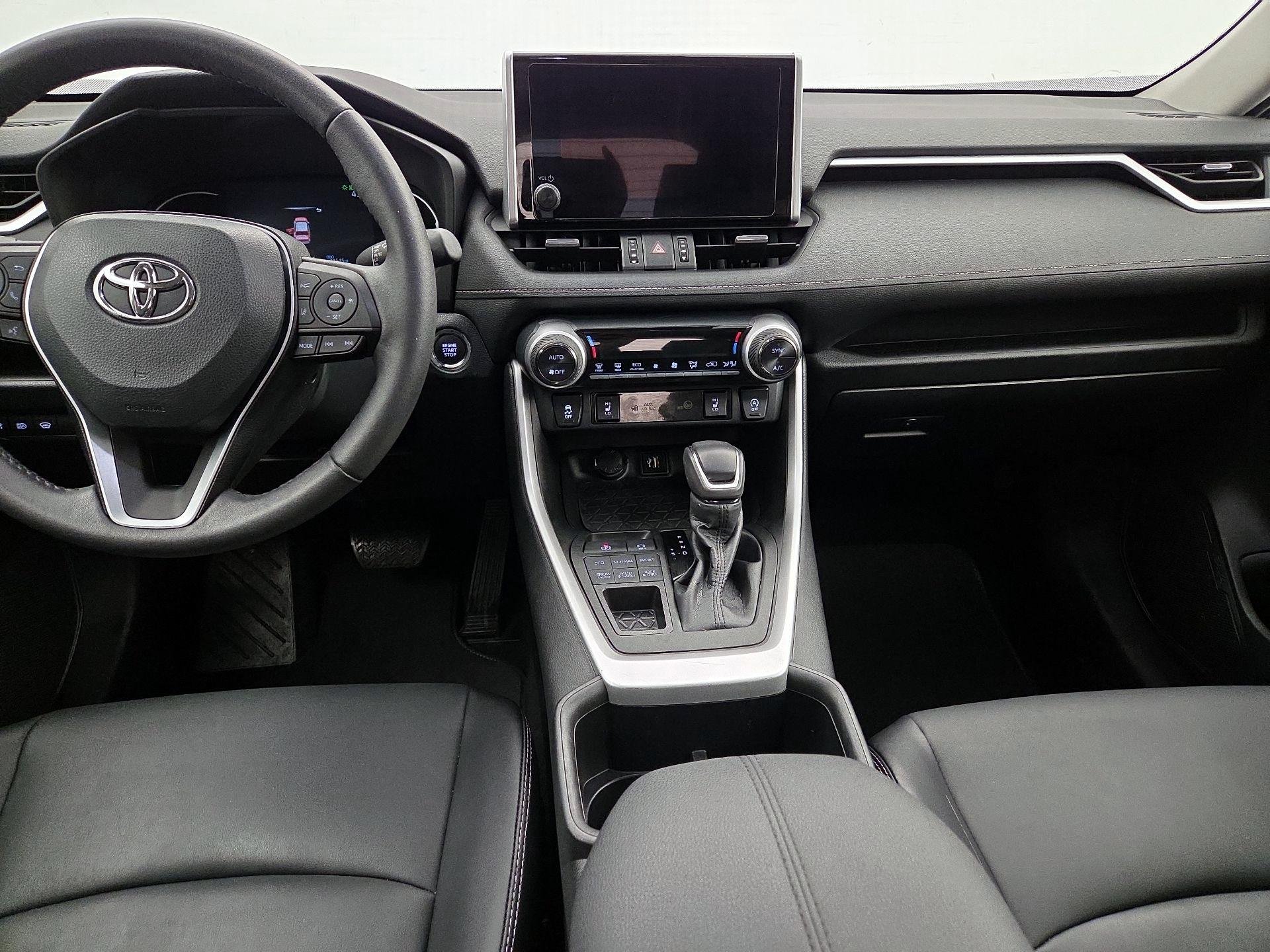 Thumbnail: 2023 Toyota RAV4 - 9