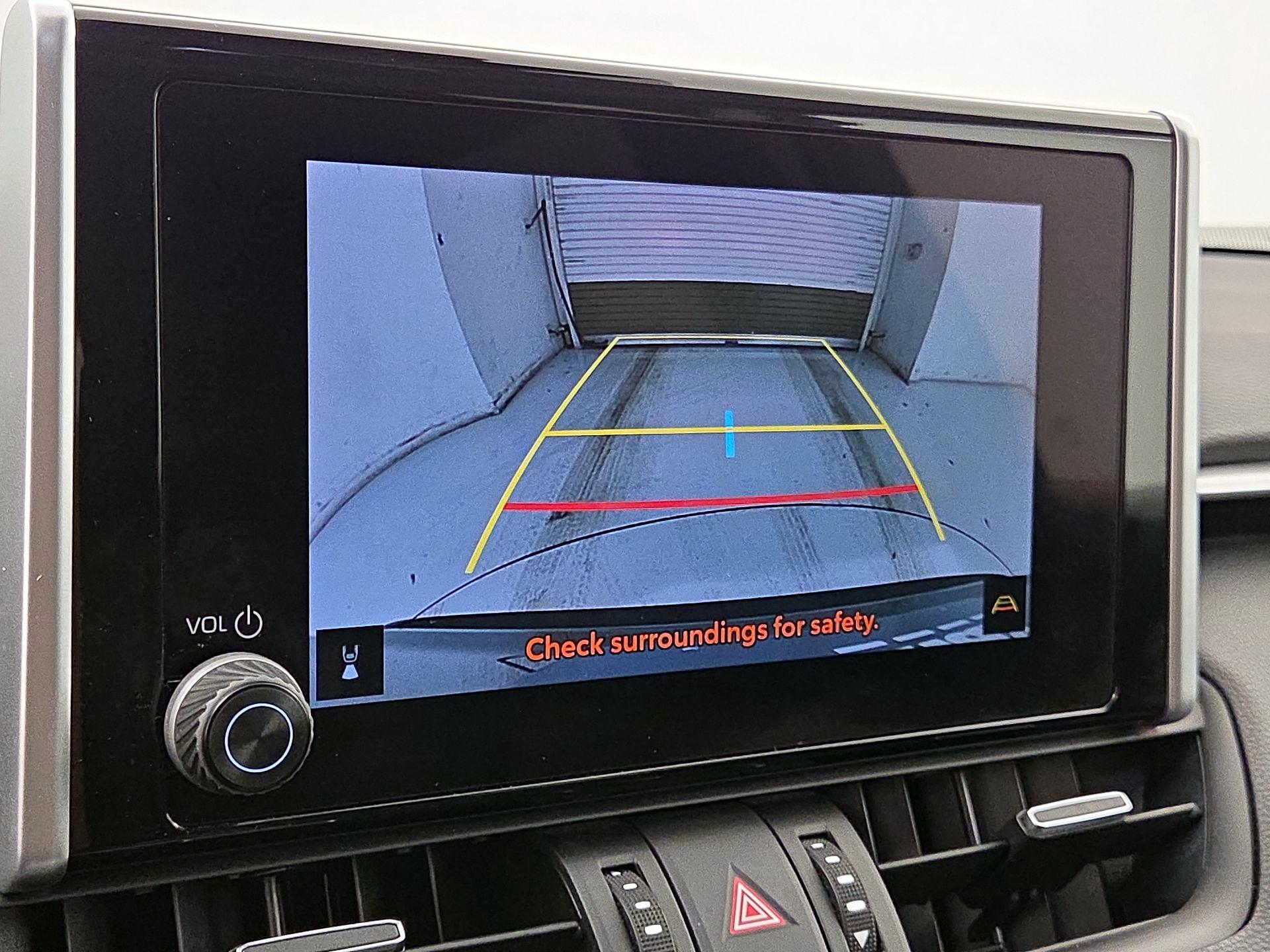 Thumbnail: 2023 Toyota RAV4 - 14