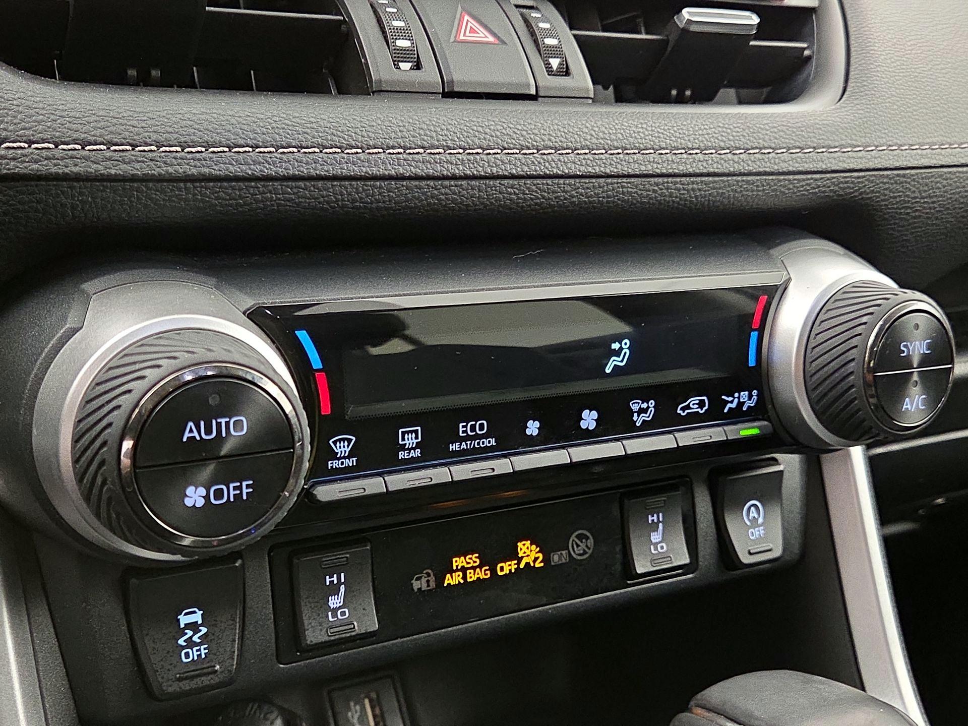 Thumbnail: 2023 Toyota RAV4 - 16