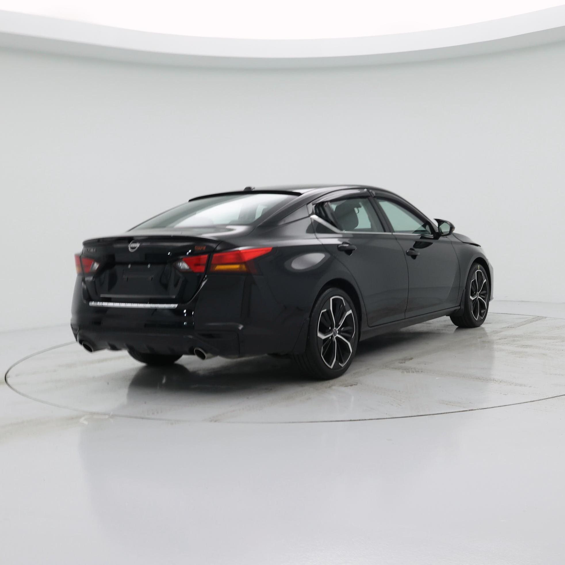 Thumbnail: 2023 Nissan Altima - 8
