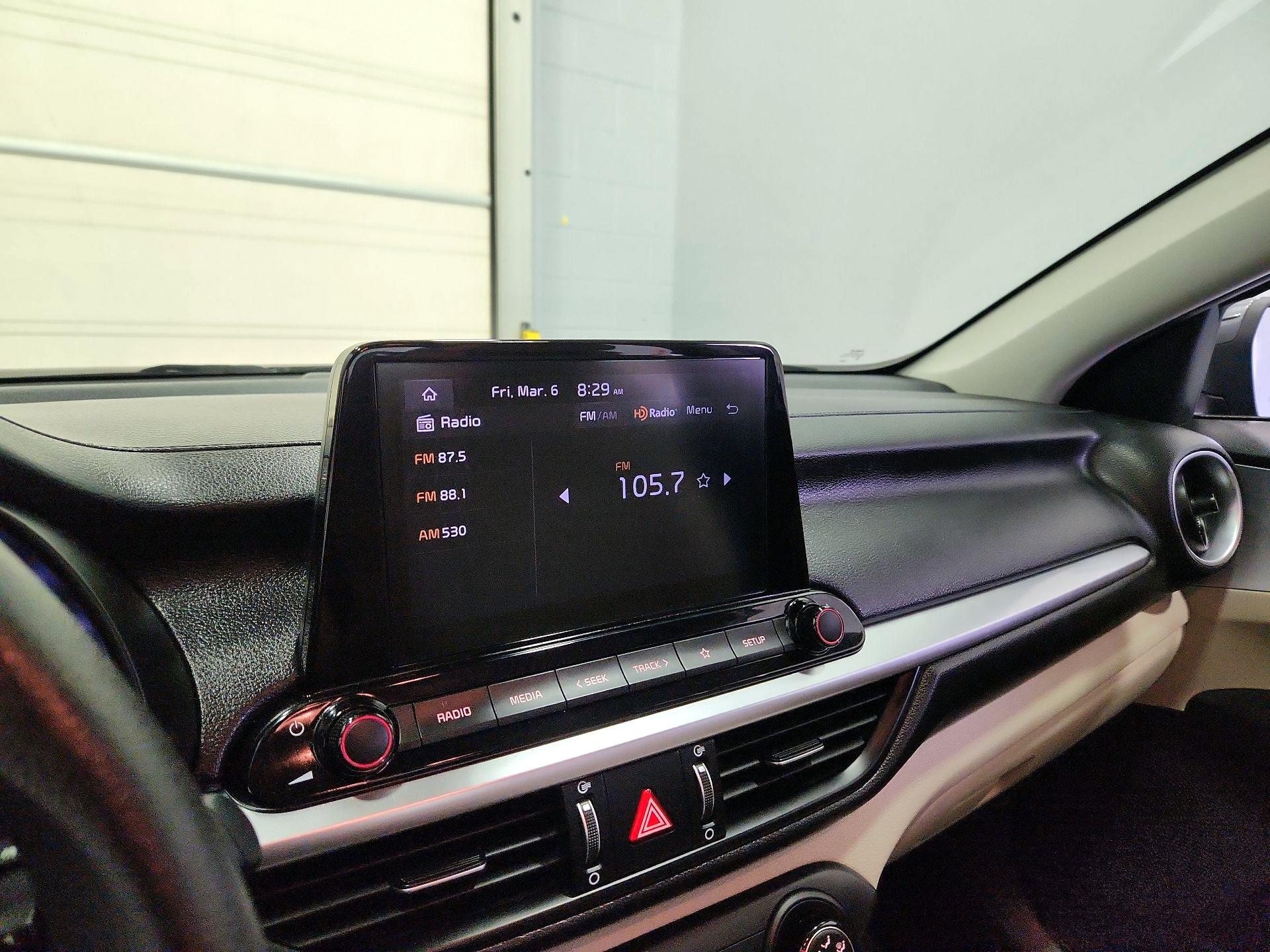 Thumbnail: 2023 Kia Forte - 15