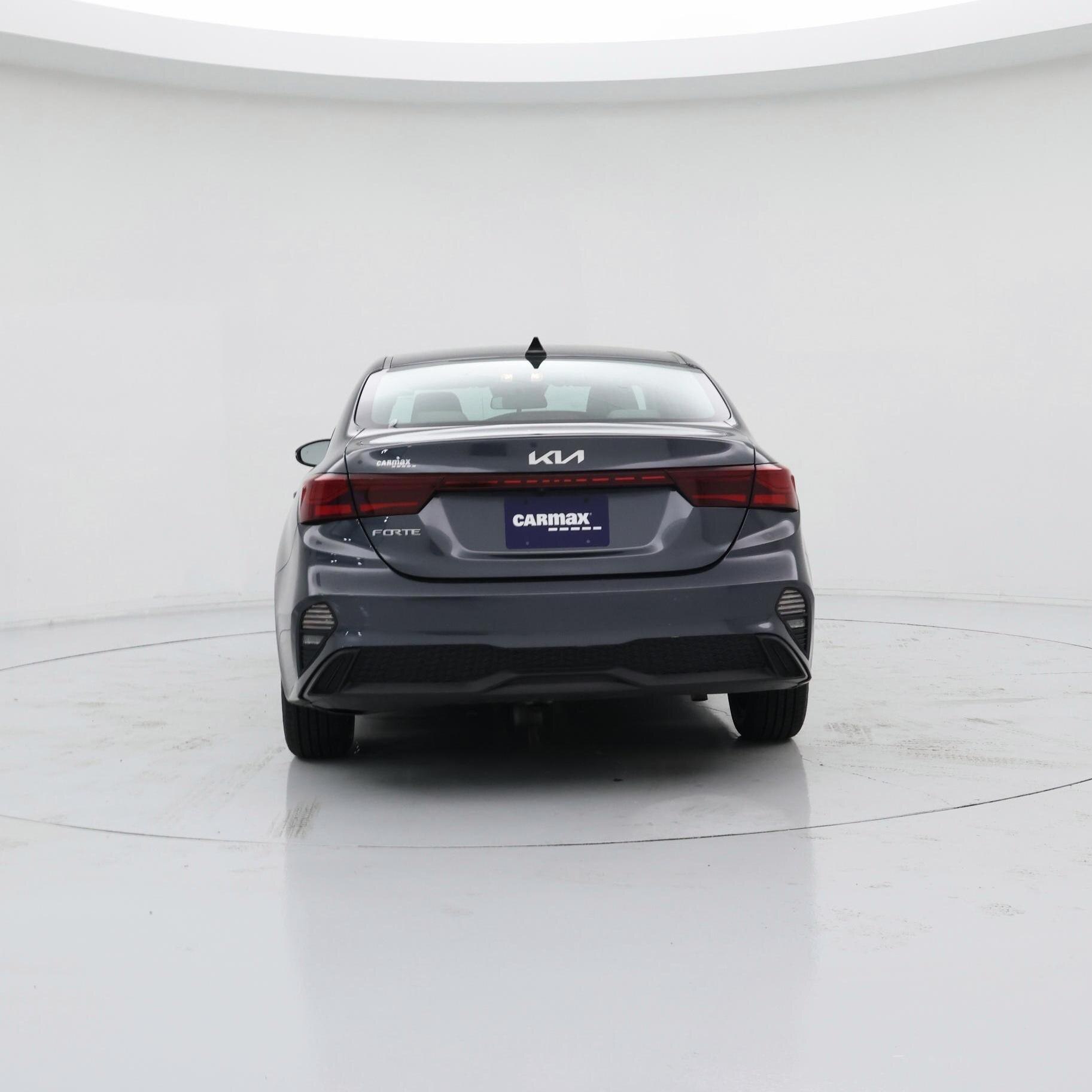 Thumbnail: 2023 Kia Forte - 6