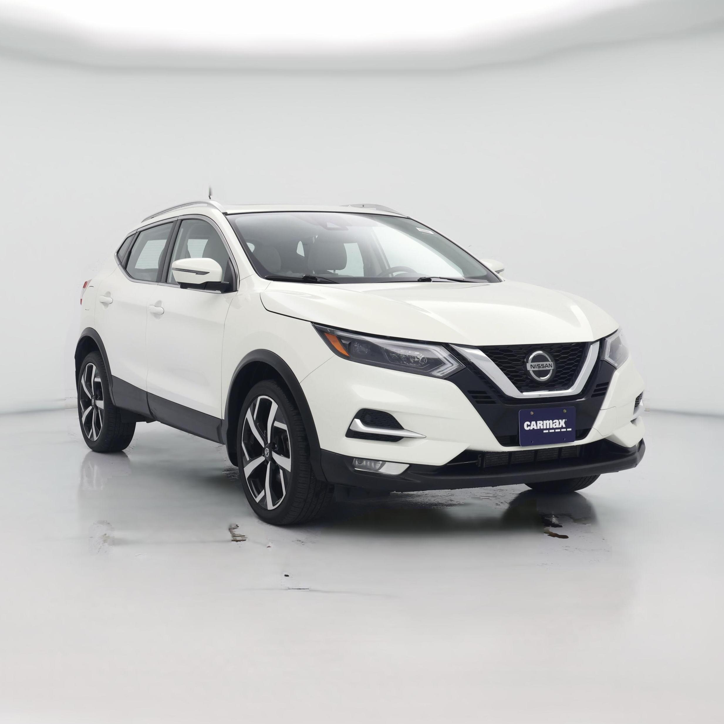 Thumbnail: 2022 Nissan Rogue Sport - 1