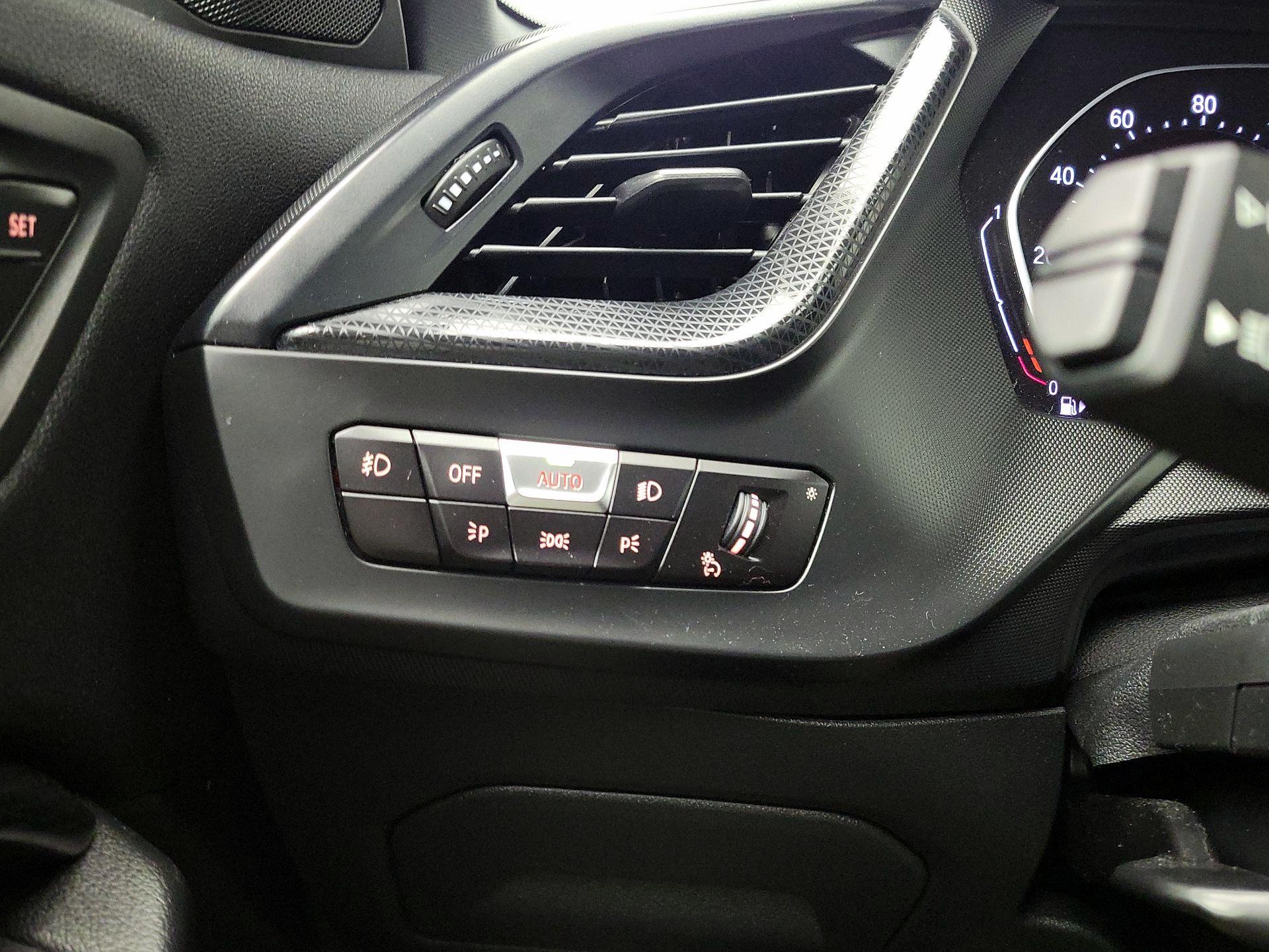 Thumbnail: 2021 BMW 2 Series - 13